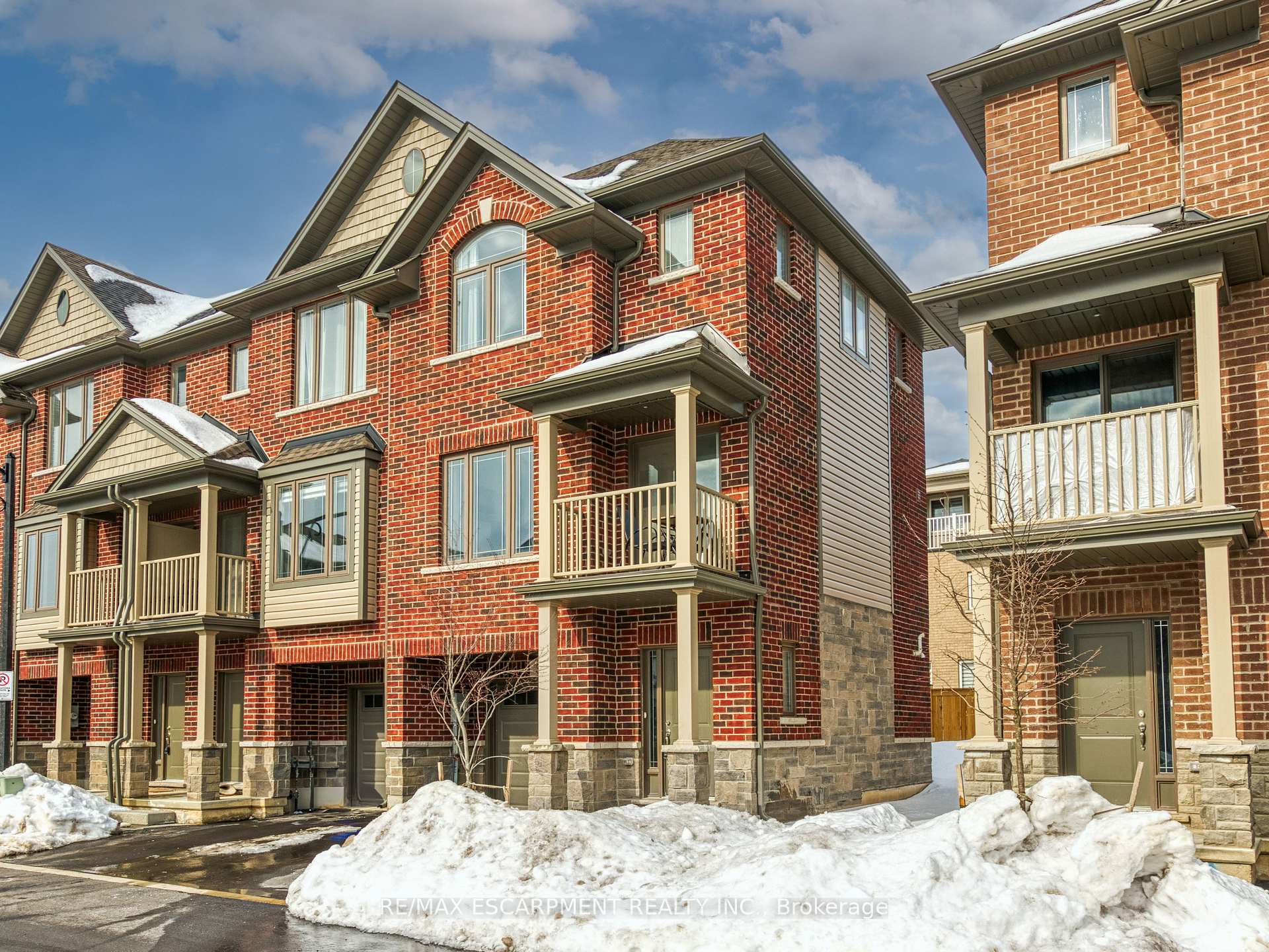 Front of Unit 8, 19 Picardy Drive