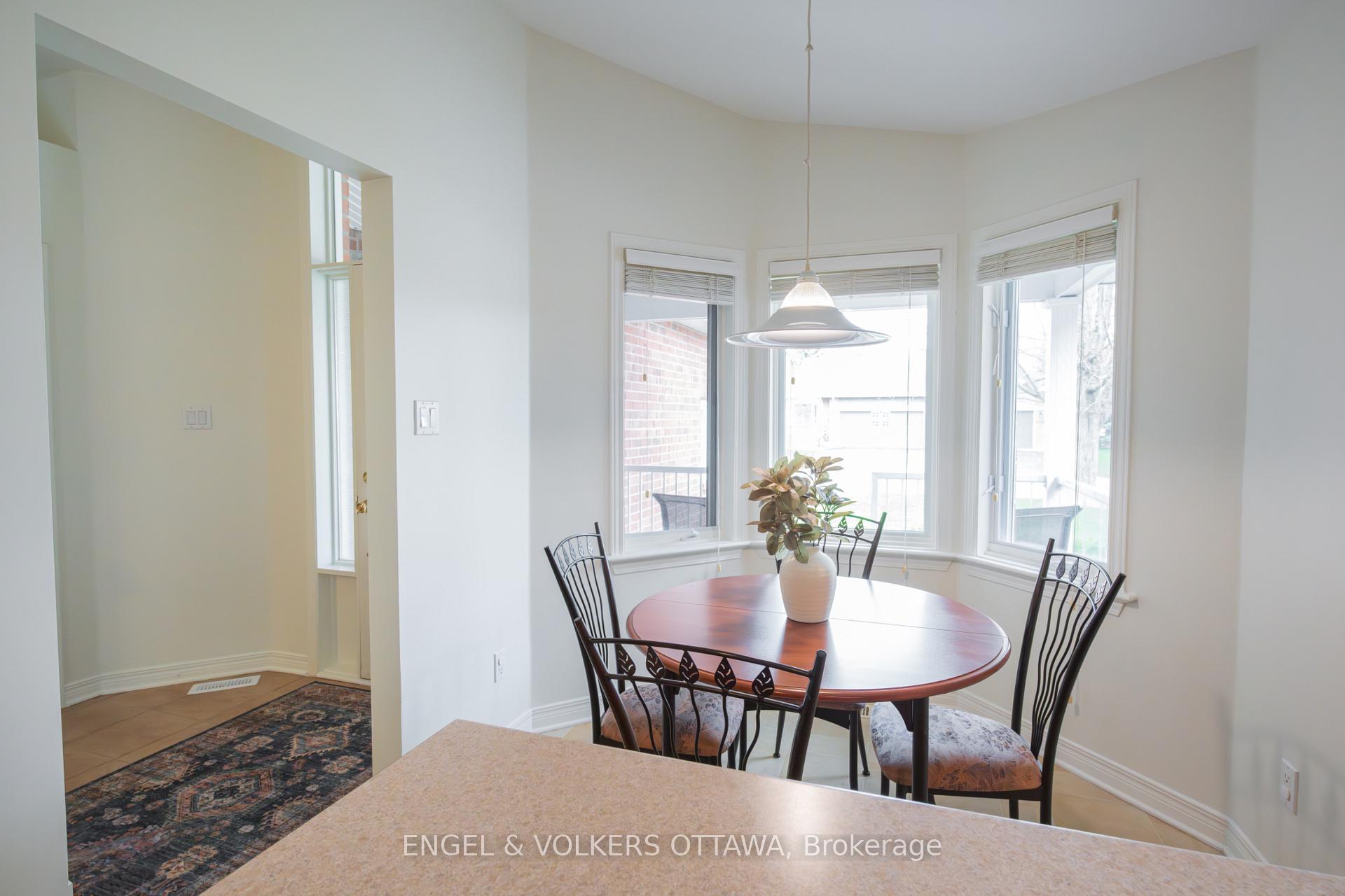 Photo 40 of 4293 Green Gables Lane, Ottawa, Riverside South/Gloucester Glen — HOMEH