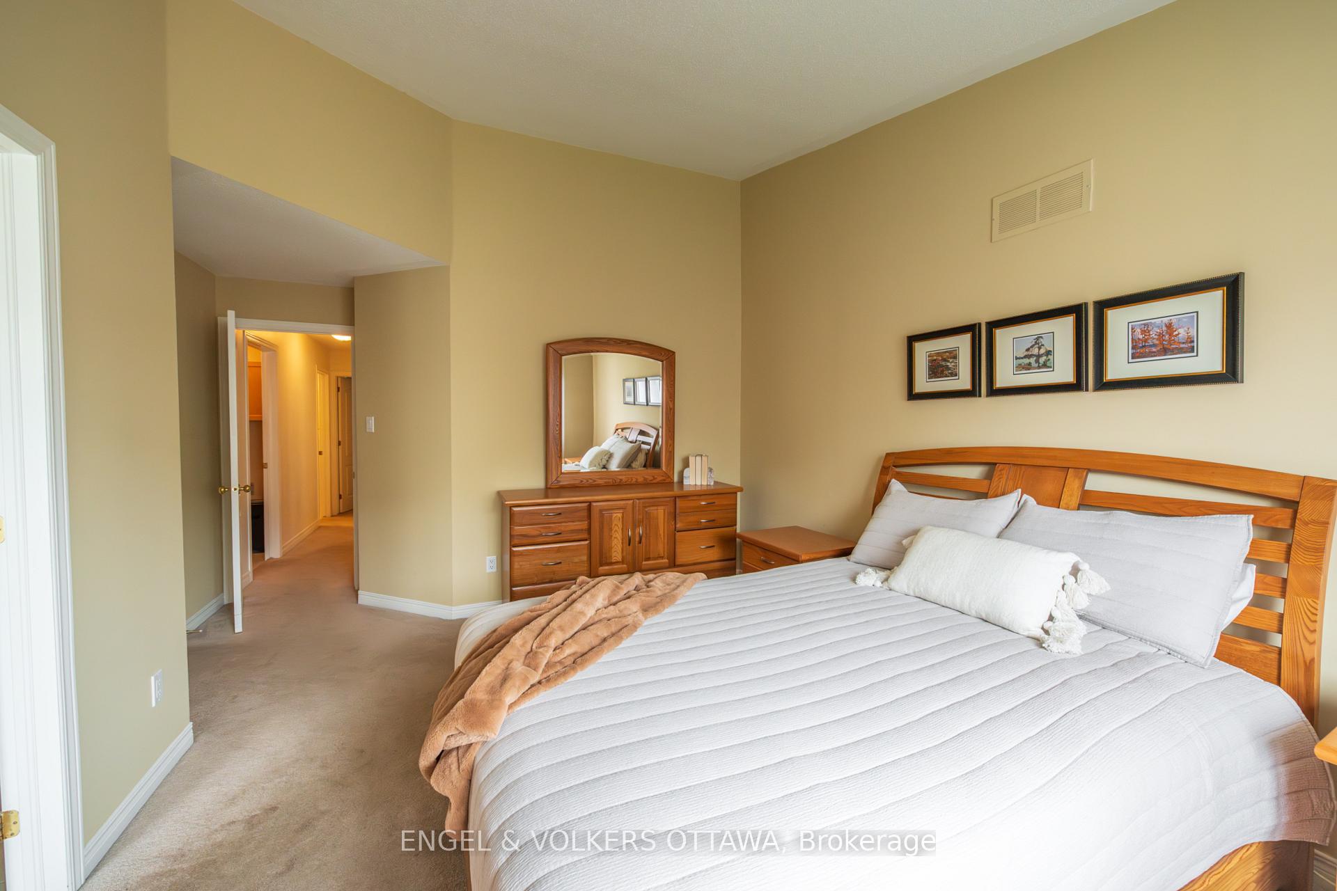 Photo 68 of 4293 Green Gables Lane, Ottawa, Riverside South/Gloucester Glen — HOMEH