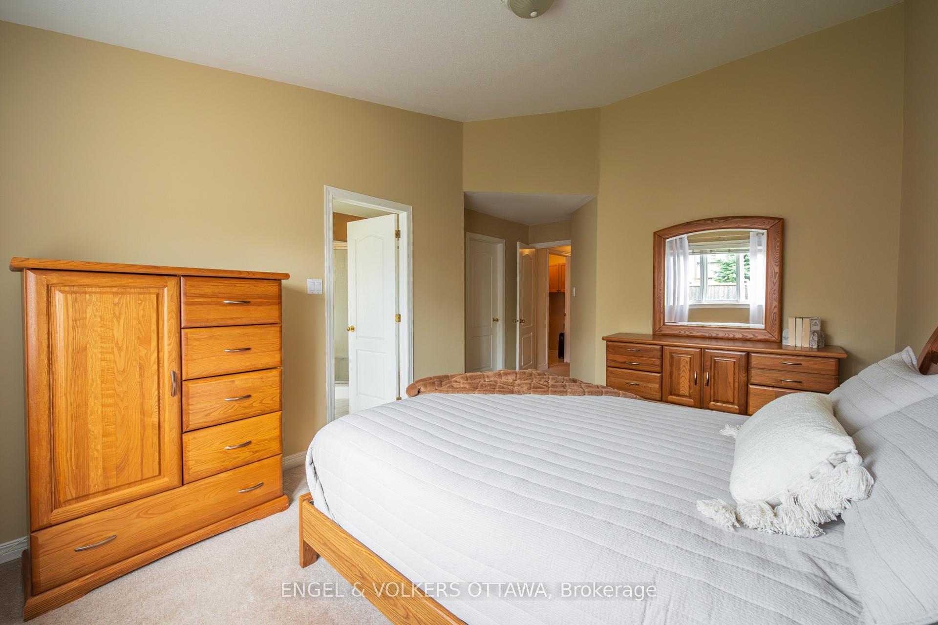 Photo 69 of 4293 Green Gables Lane, Ottawa, Riverside South/Gloucester Glen — HOMEH