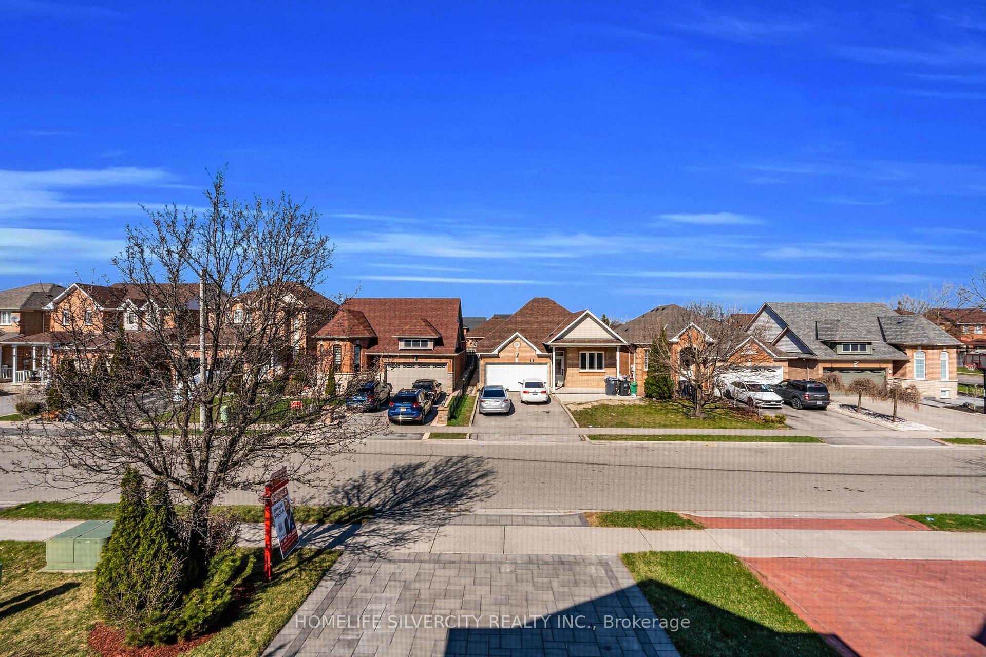 Photo 70 of 8 Orchid Drive, Brampton, Northwest Sandalwood Parkway — HOMEH