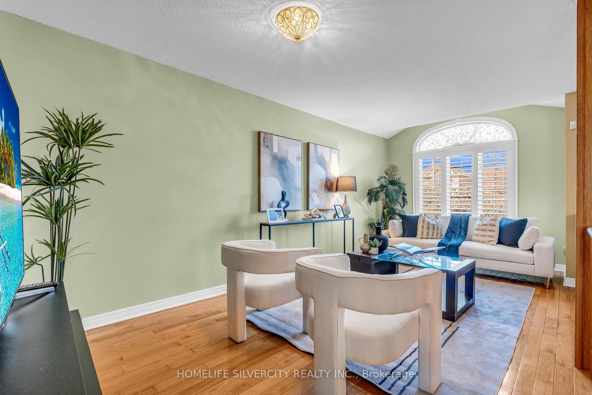 Photo 28 of 8 Orchid Drive, Brampton, Northwest Sandalwood Parkway — HOMEH