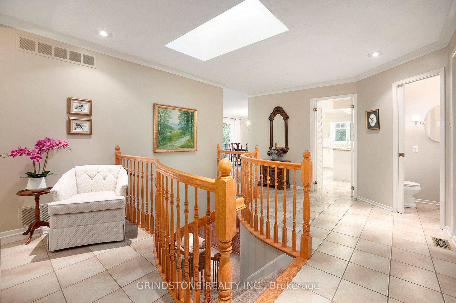Photo 24 of 10 Barcham Crescent, Ottawa, Barrhaven - Hearts Desire — HOMEH