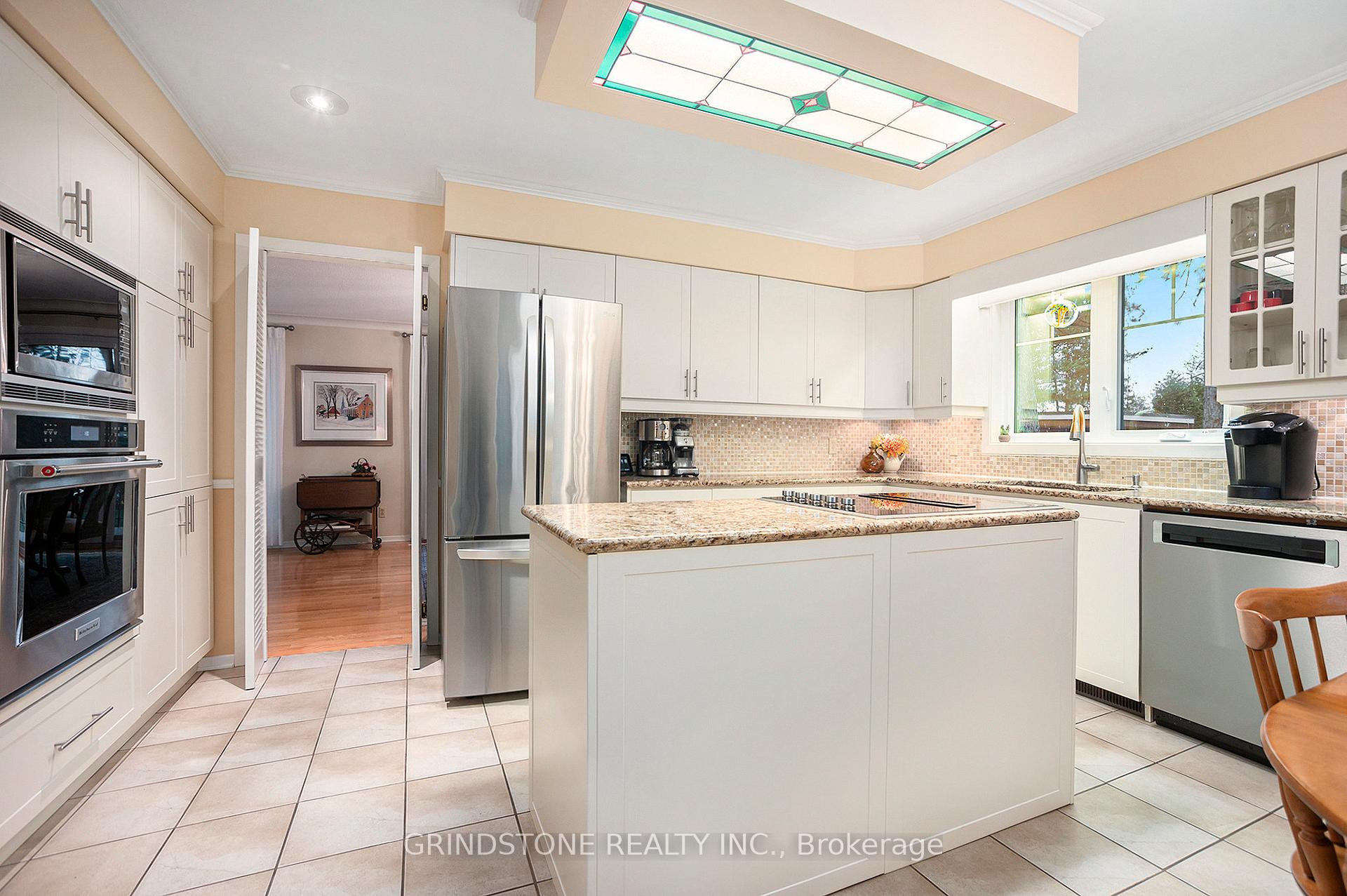 Photo 32 of 10 Barcham Crescent, Ottawa, Barrhaven - Hearts Desire — HOMEH
