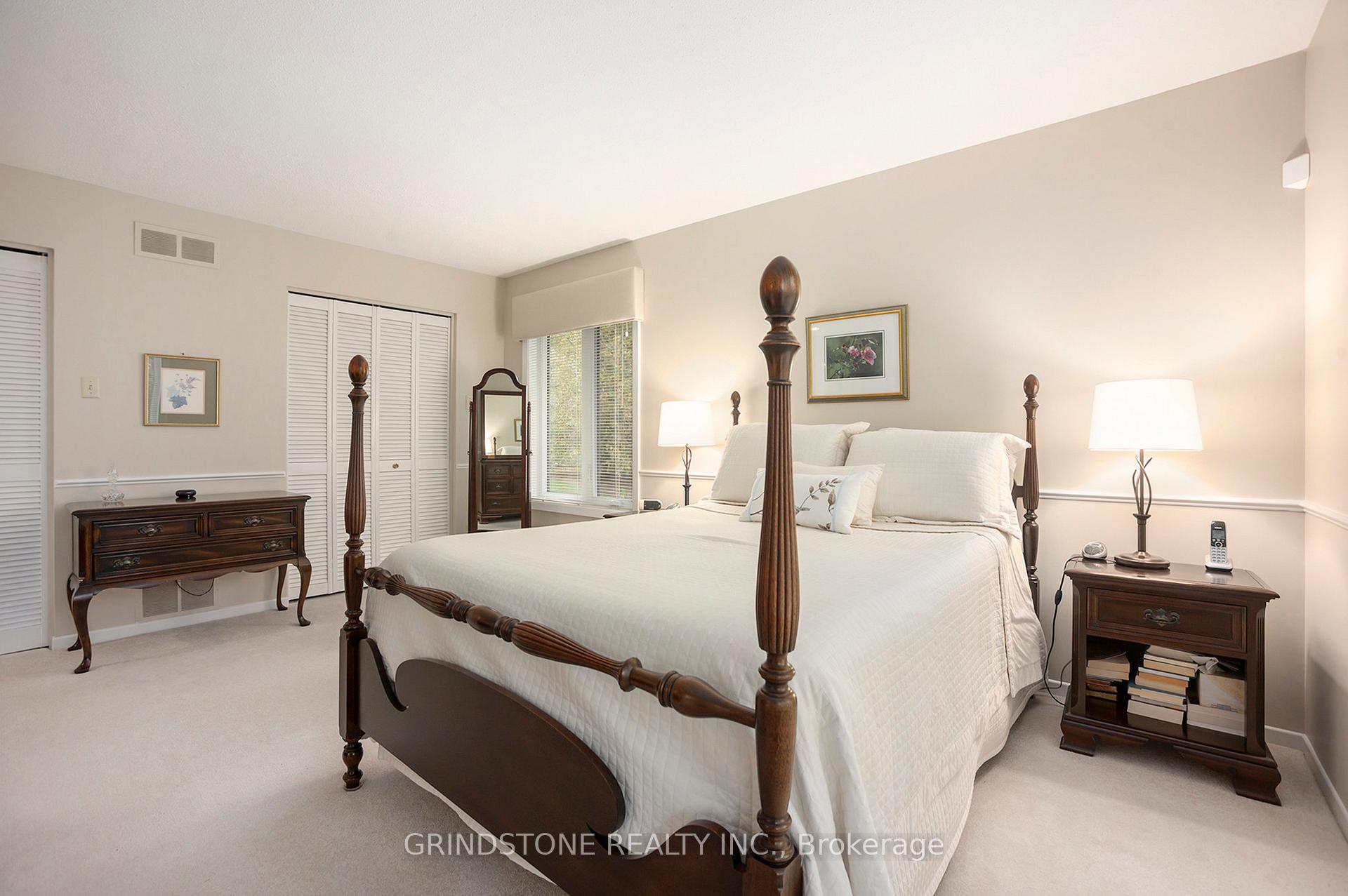 Photo 36 of 10 Barcham Crescent, Ottawa, Barrhaven - Hearts Desire — HOMEH