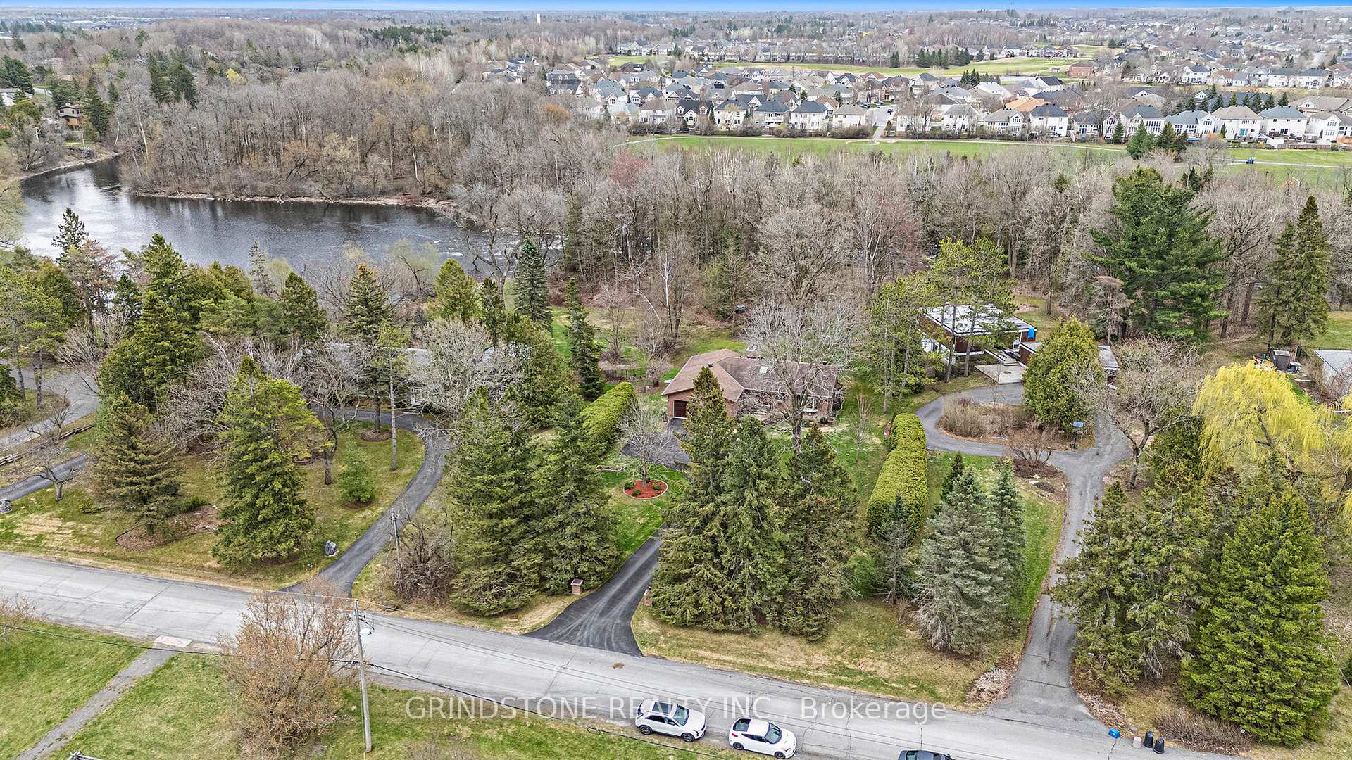 Photo 55 of 10 Barcham Crescent, Ottawa, Barrhaven - Hearts Desire — HOMEH