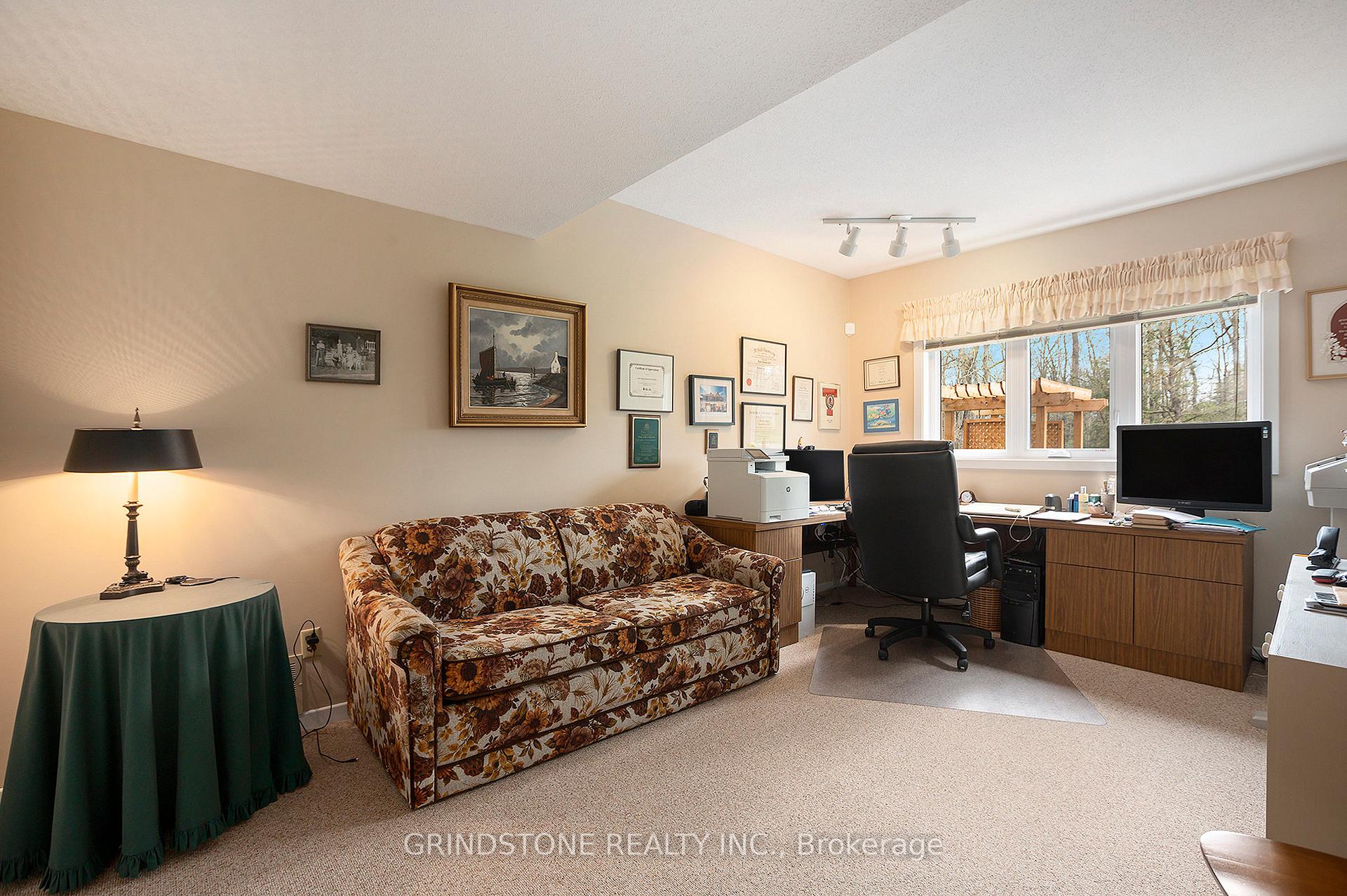Photo 67 of 10 Barcham Crescent, Ottawa, Barrhaven - Hearts Desire — HOMEH