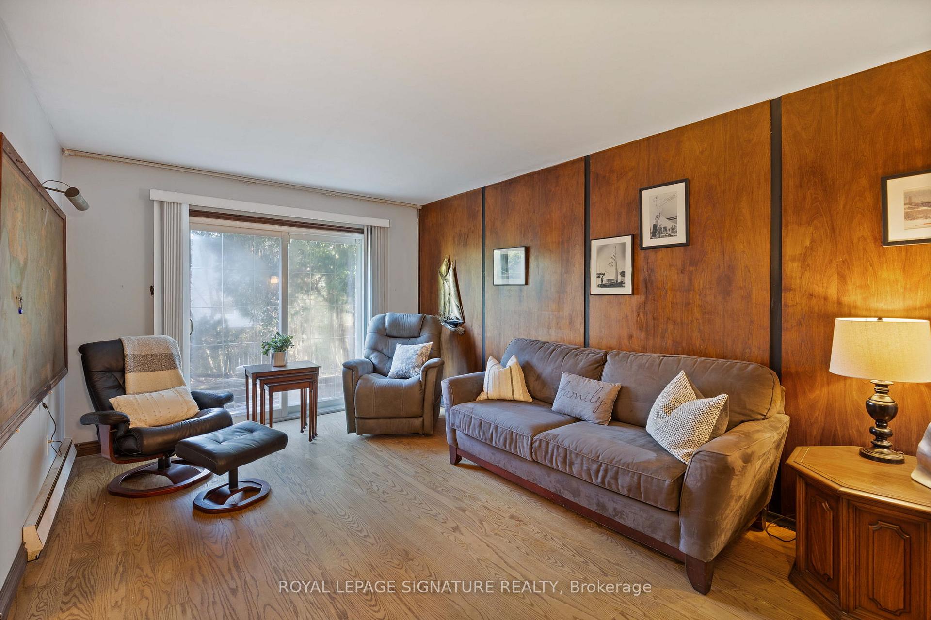 Photo 16 of 102 Rainier Square, Scarborough, L'Amoreaux — HOMEH