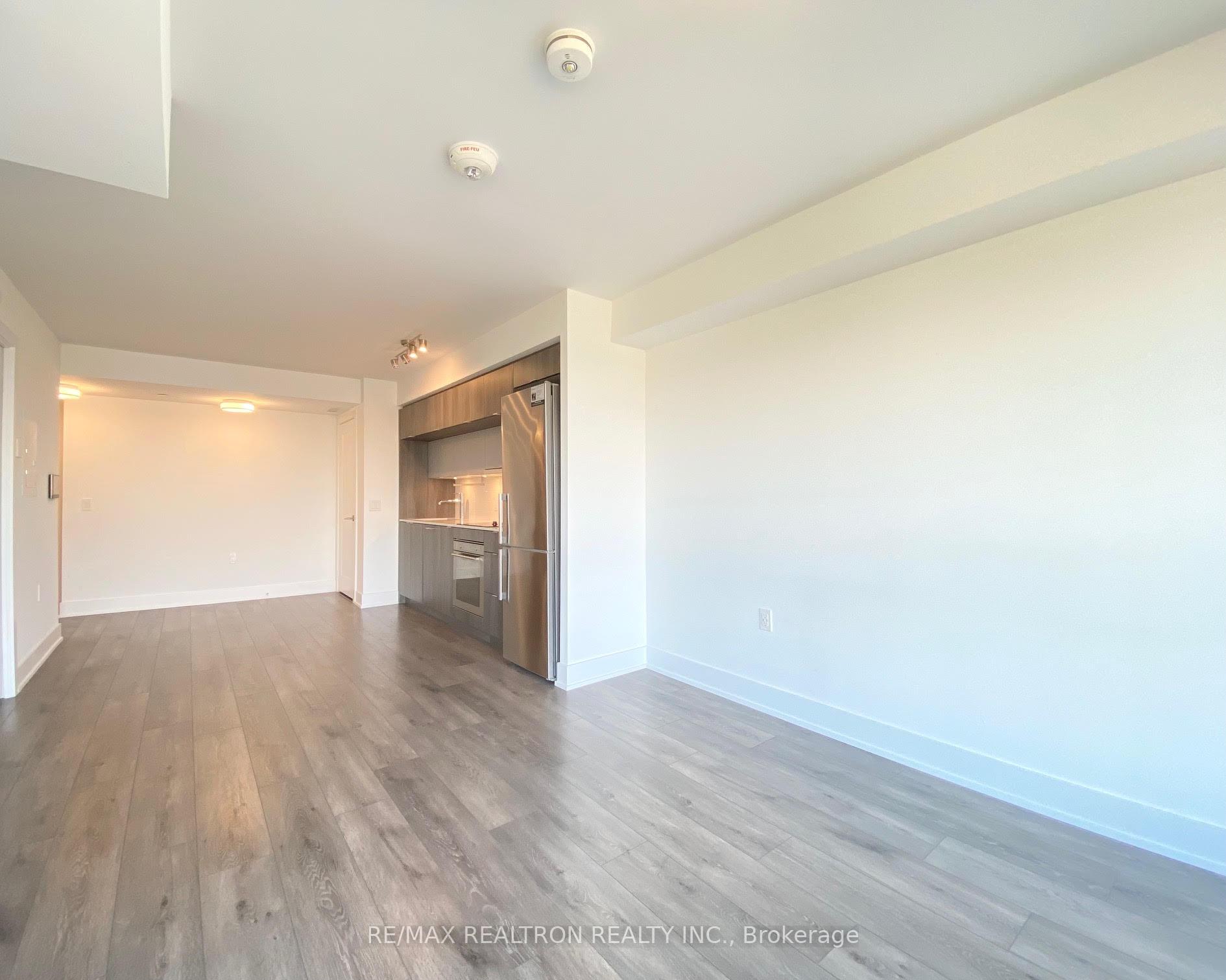 Photo 6 of Unit 1215, 585 Bloor Street E, Toronto, North St. James Town — HOMEH