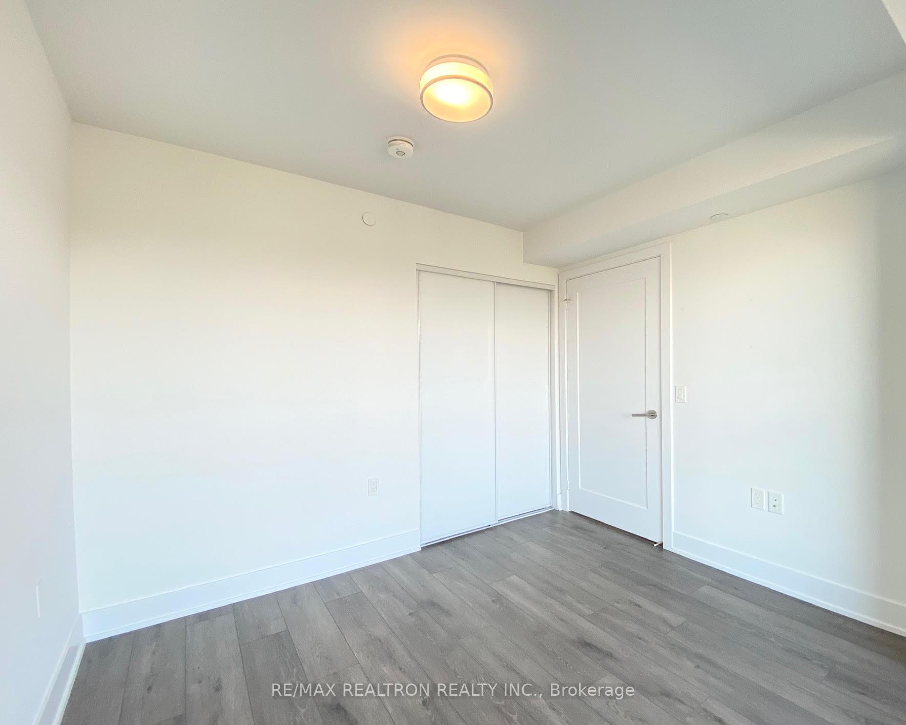 Photo 9 of Unit 1215, 585 Bloor Street E, Toronto, North St. James Town — HOMEH
