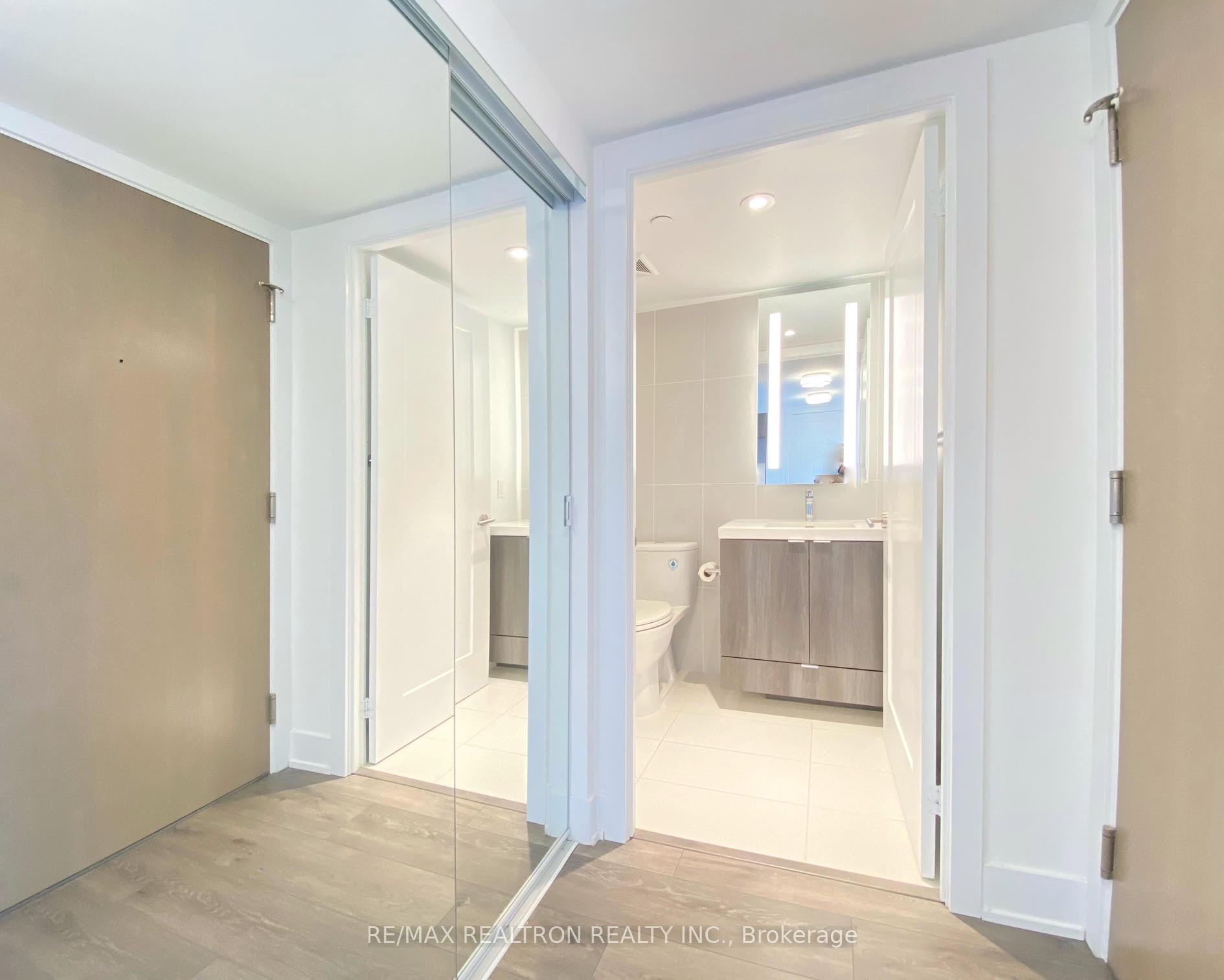 Photo 12 of Unit 1215, 585 Bloor Street E, Toronto, North St. James Town — HOMEH