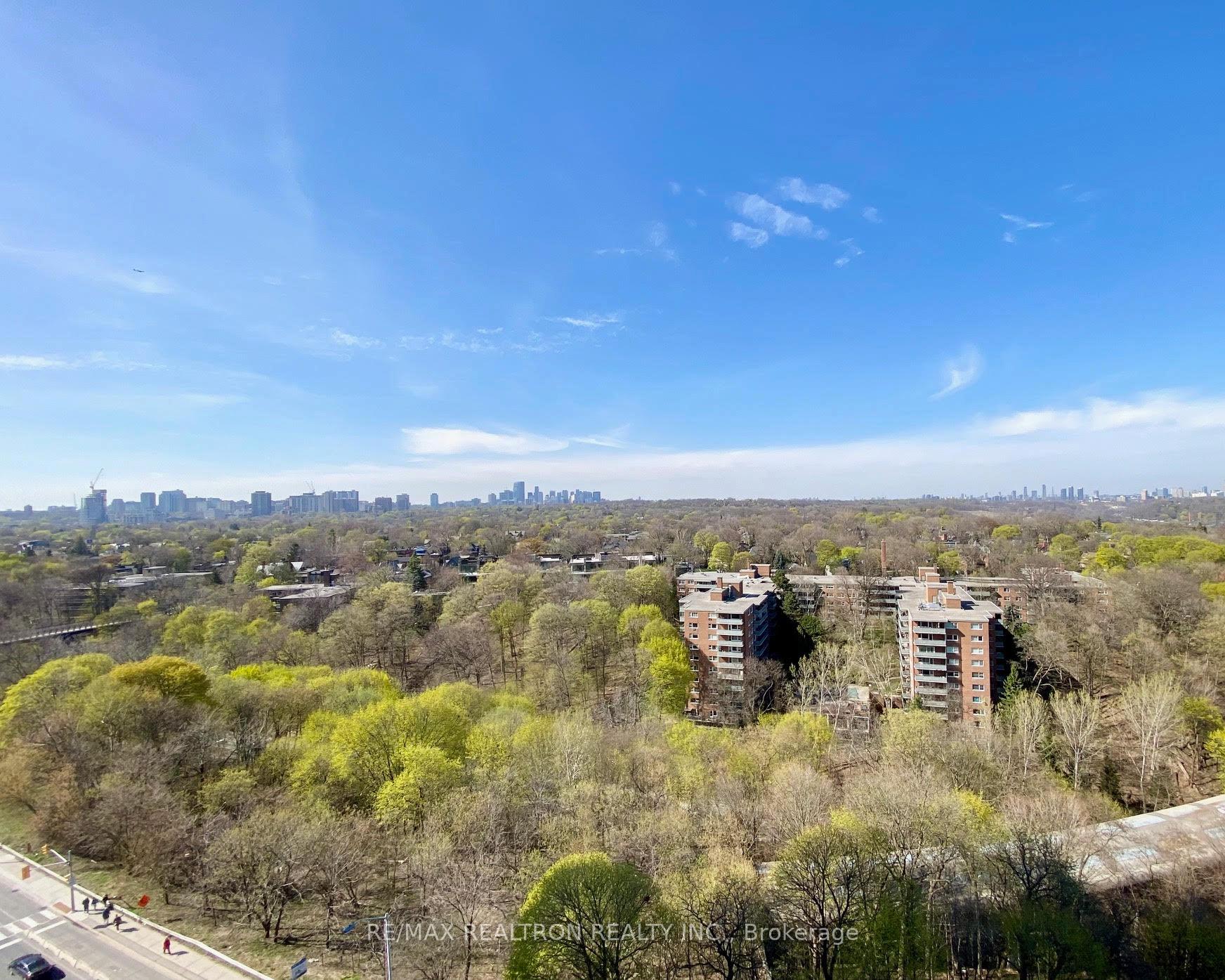 Photo 15 of Unit 1215, 585 Bloor Street E, Toronto, North St. James Town — HOMEH