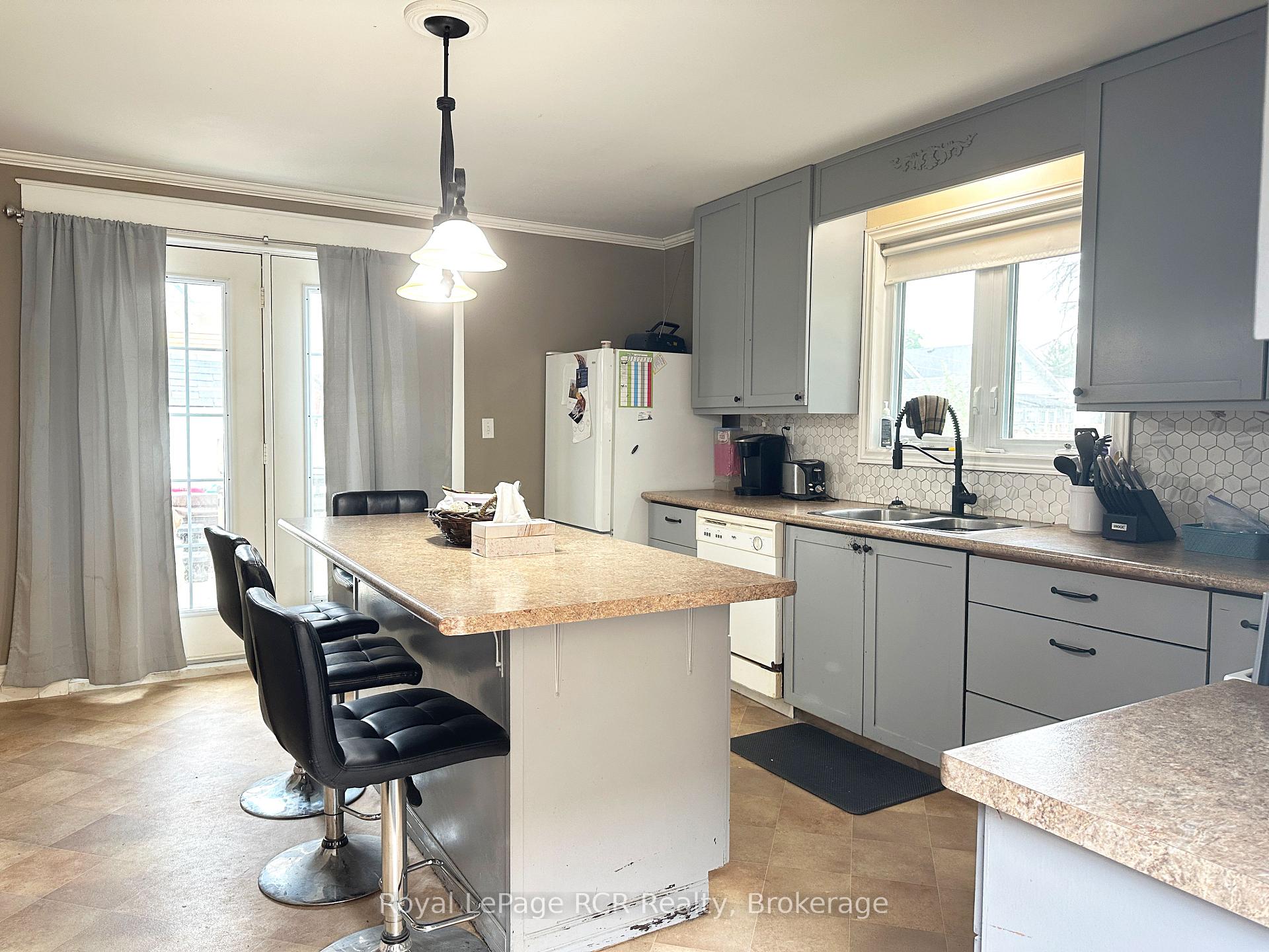 Photo 10 of 403 7th Avenue, Hanover — HOMEH
