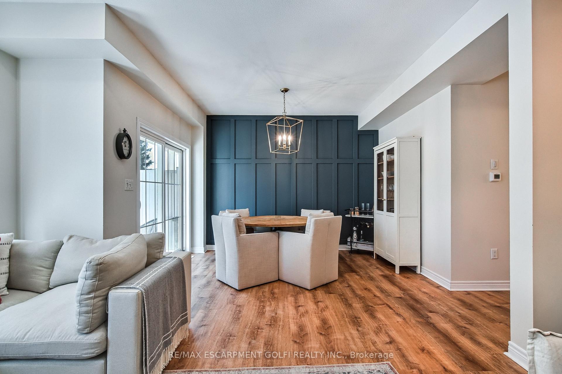 Photo 22 of 9 Pipe Avenue, Hamilton, Ancaster — HOMEH