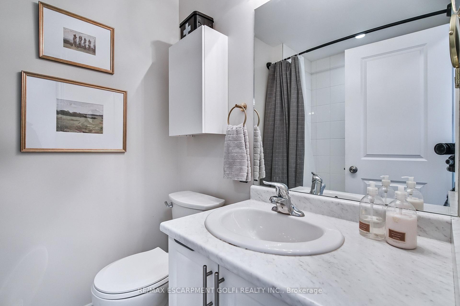 Photo 36 of 9 Pipe Avenue, Hamilton, Ancaster — HOMEH