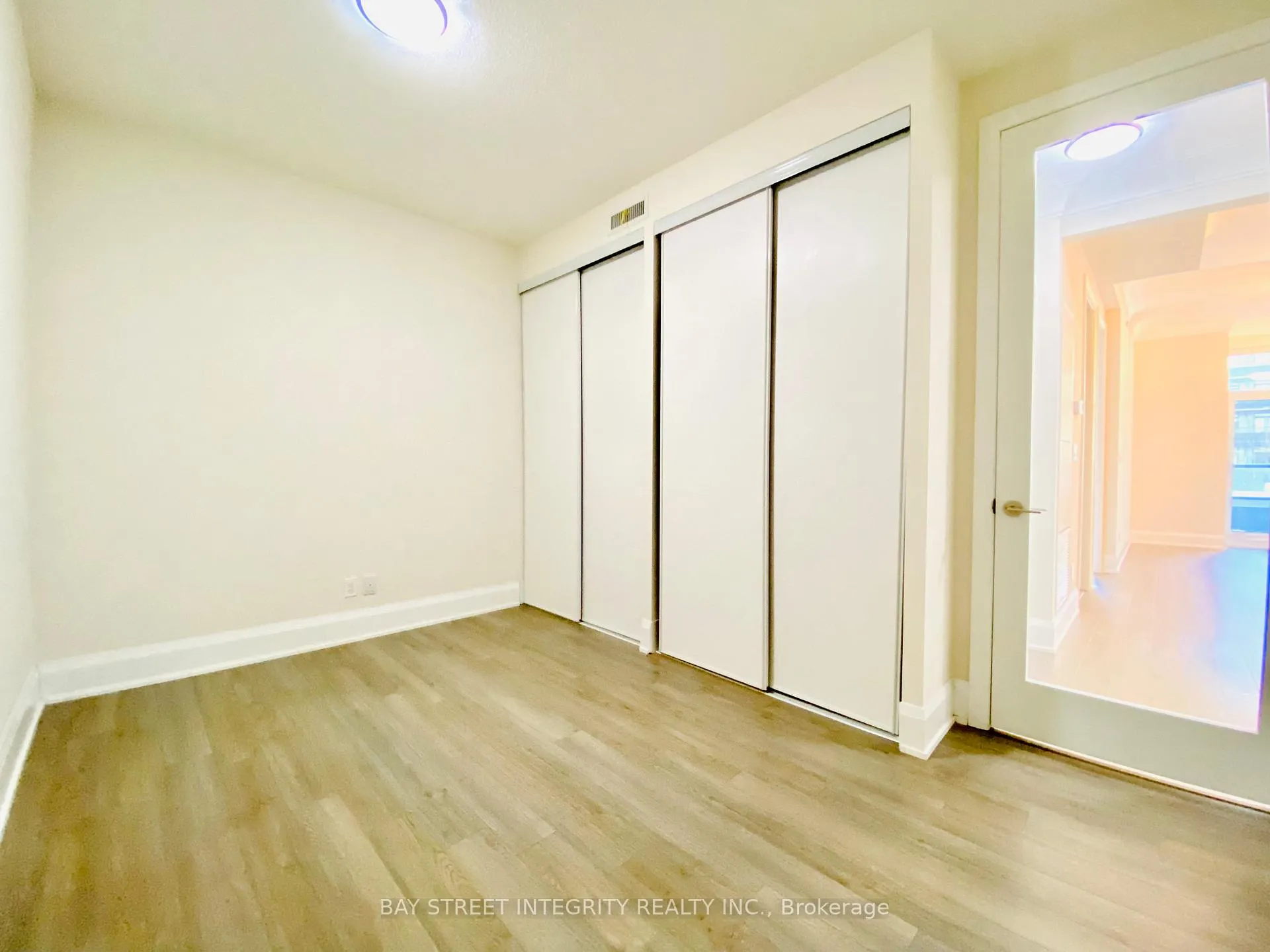 Photo 7 of Unit 232, 15 Water Walk Drive, Markham, Unionville — HOMEH