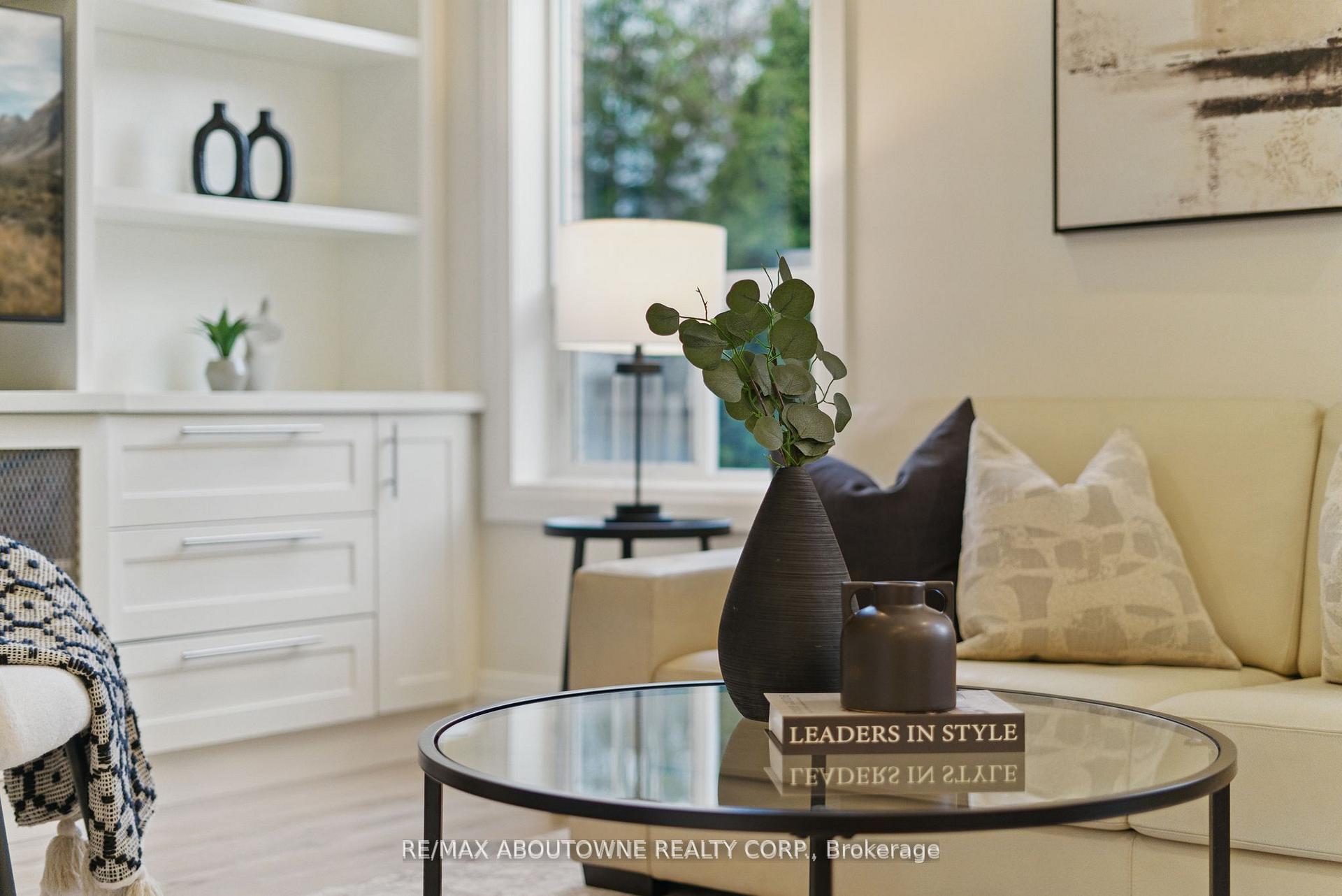 Photo 20 of 23 Timberland Drive, Vaughan, Vellore Village — HOMEH