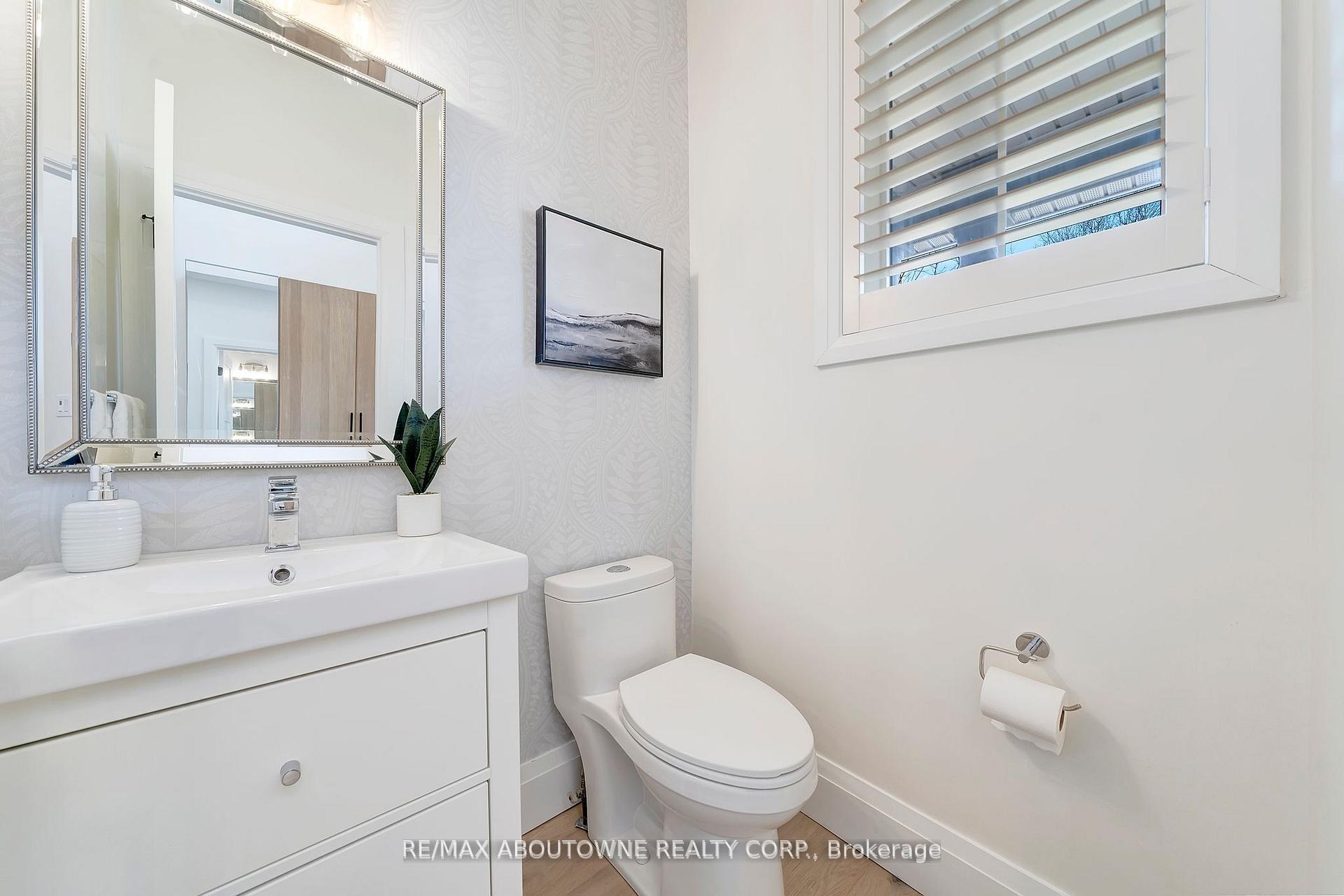 Photo 21 of 23 Timberland Drive, Vaughan, Vellore Village — HOMEH