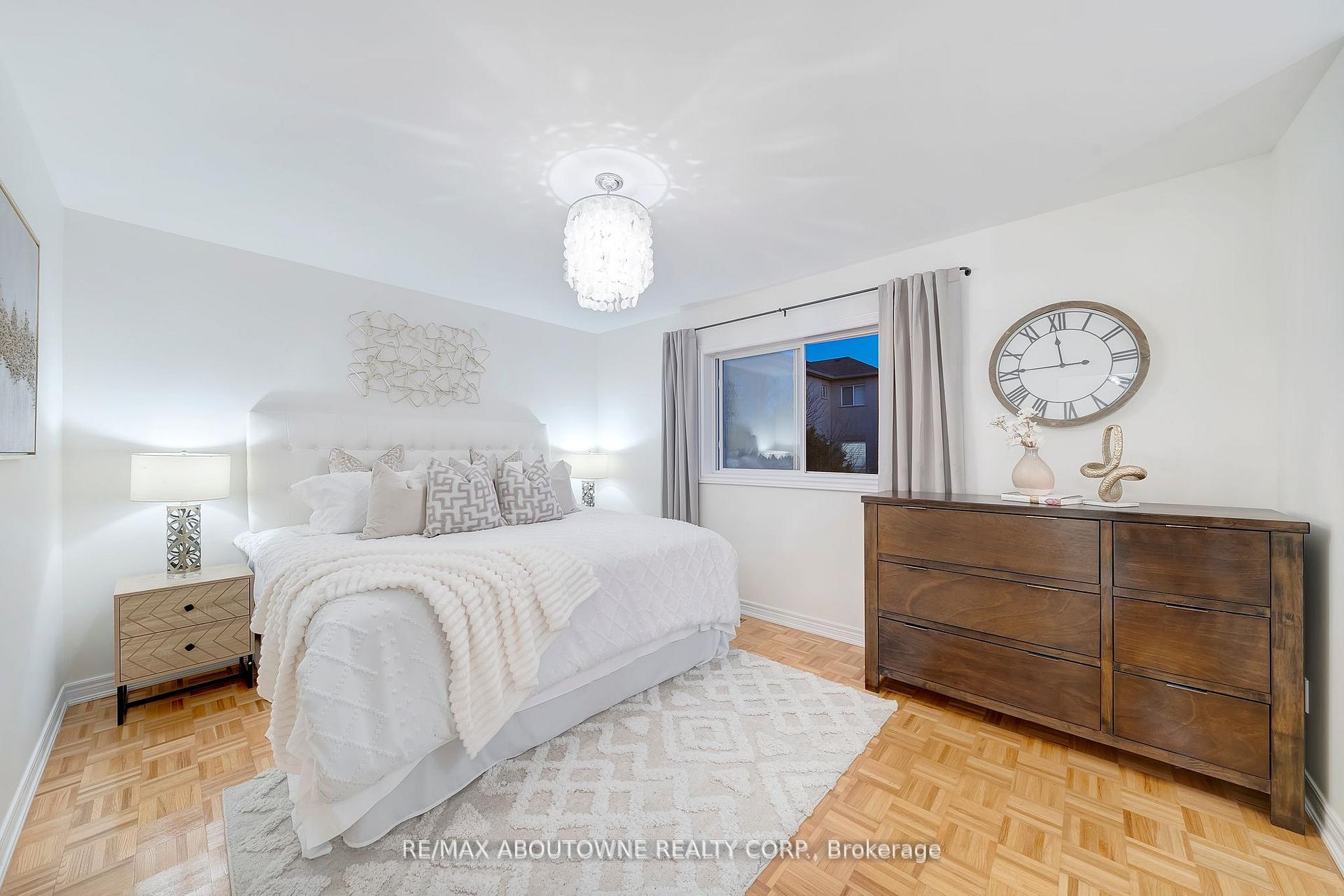 Photo 24 of 23 Timberland Drive, Vaughan, Vellore Village — HOMEH