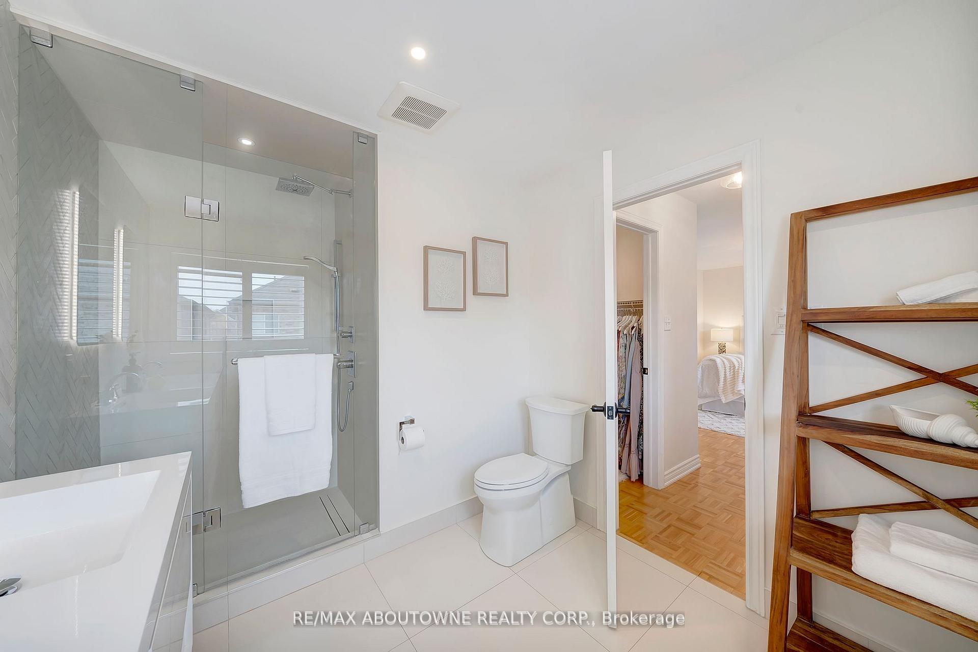 Photo 27 of 23 Timberland Drive, Vaughan, Vellore Village — HOMEH