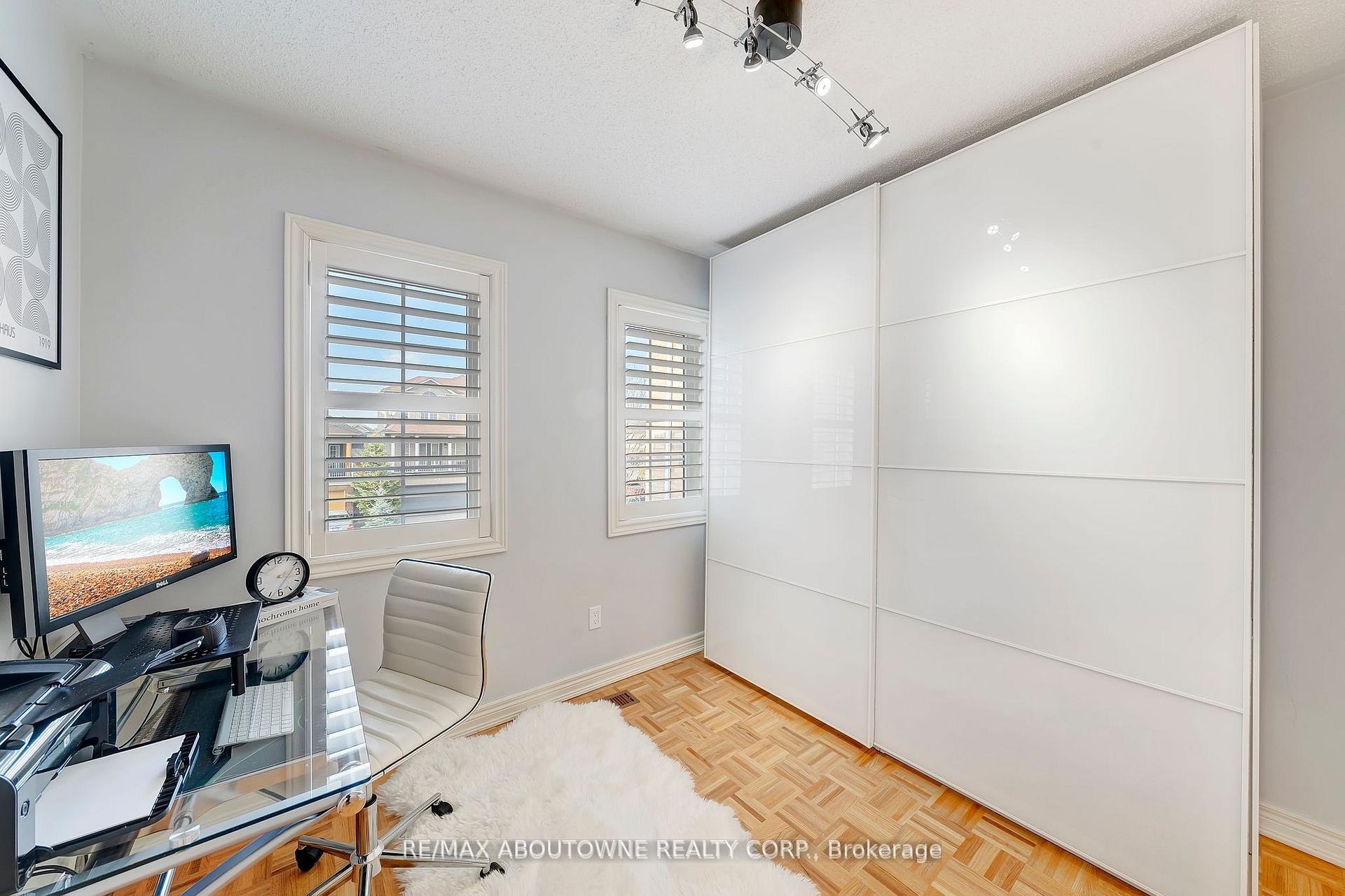 Photo 32 of 23 Timberland Drive, Vaughan, Vellore Village — HOMEH
