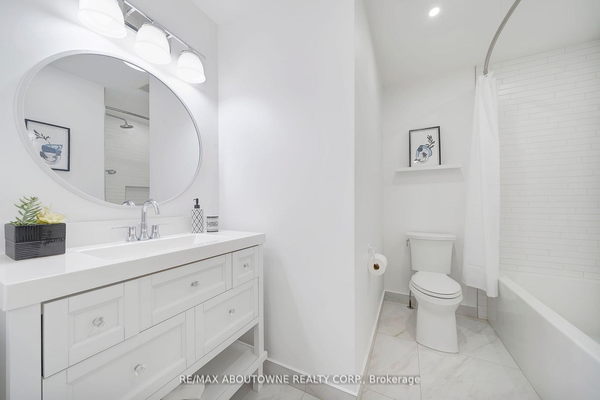 Photo 33 of 23 Timberland Drive, Vaughan, Vellore Village — HOMEH