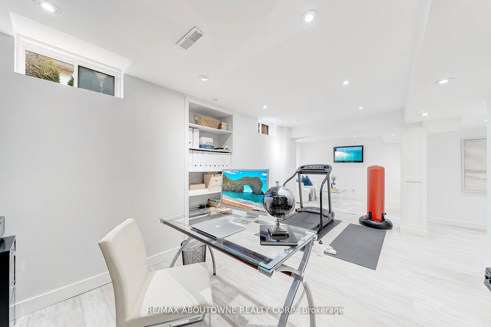 Photo 37 of 23 Timberland Drive, Vaughan, Vellore Village — HOMEH