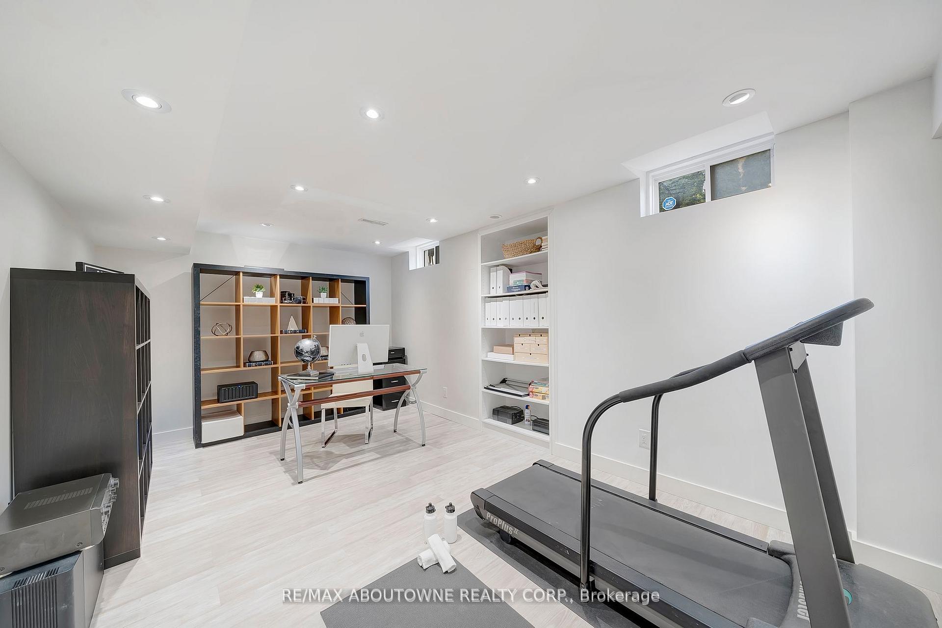 Photo 38 of 23 Timberland Drive, Vaughan, Vellore Village — HOMEH
