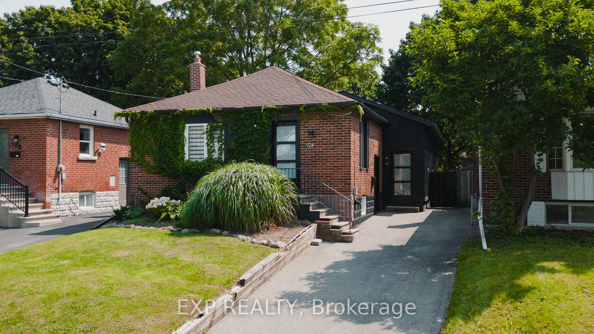 Photo 4 of 124 Bond Street N, Hamilton, Westdale — HOMEH