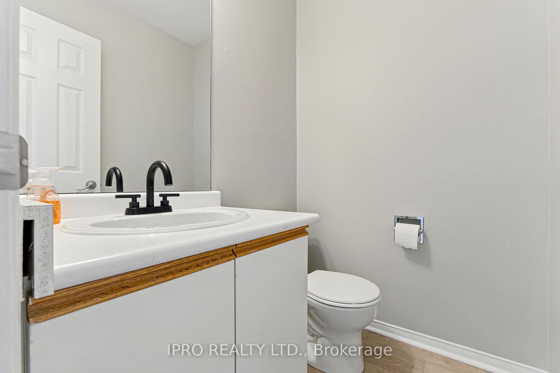 Photo 11 of Unit 9, 79 Braeheid Avenue, Hamilton, Waterdown — HOMEH