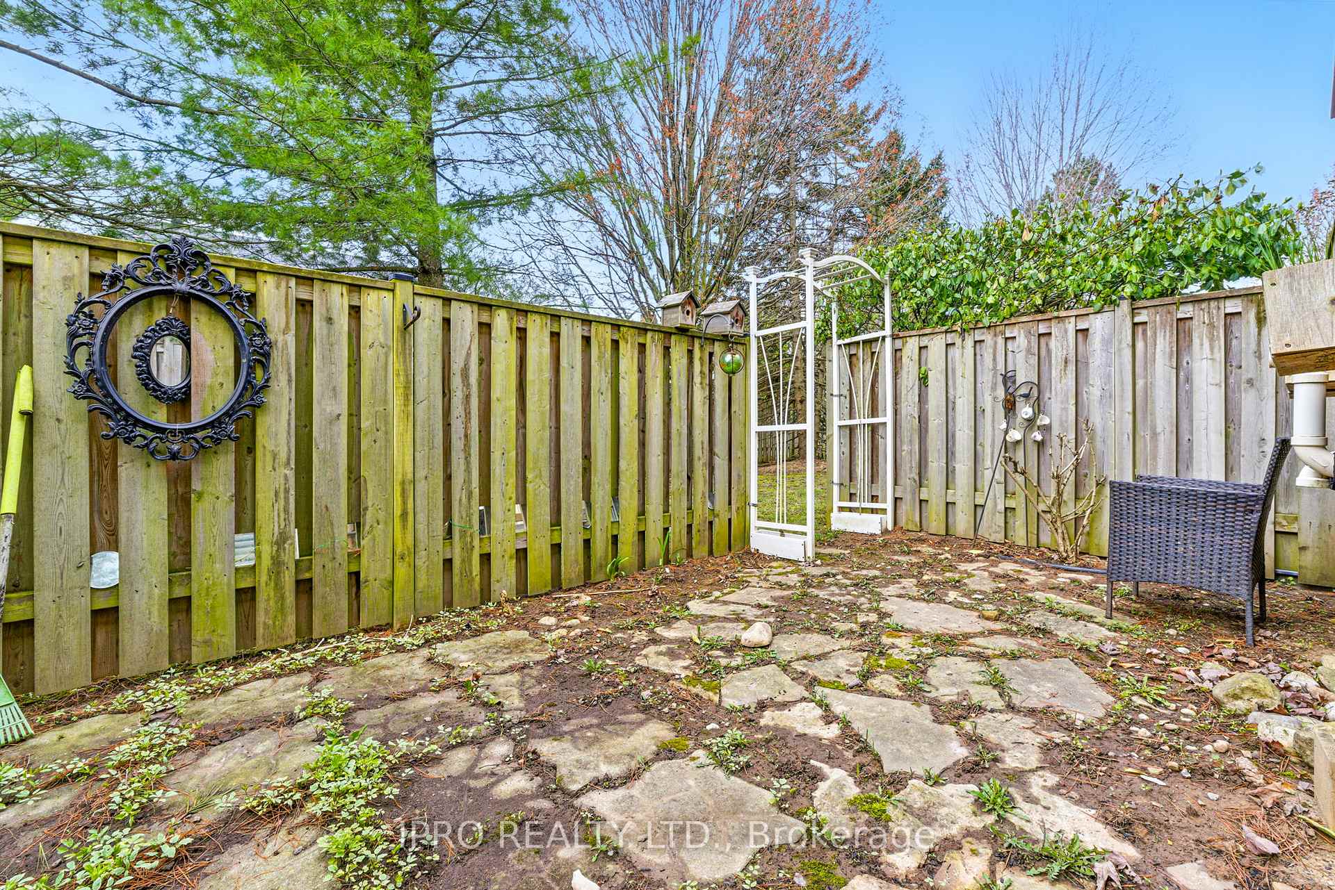 Photo 23 of Unit 9, 79 Braeheid Avenue, Hamilton, Waterdown — HOMEH
