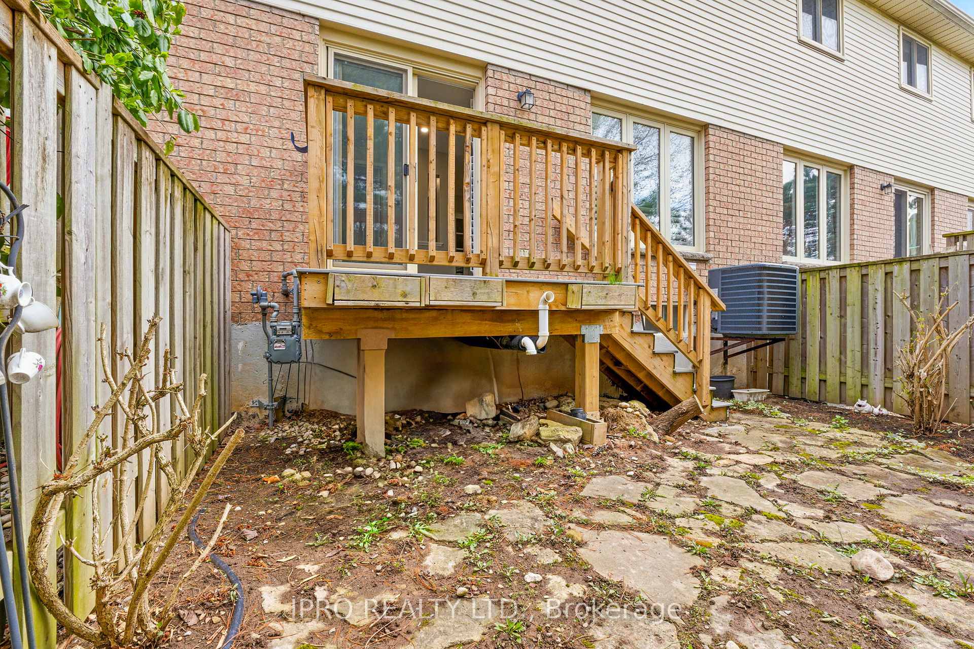 Photo 25 of Unit 9, 79 Braeheid Avenue, Hamilton, Waterdown — HOMEH
