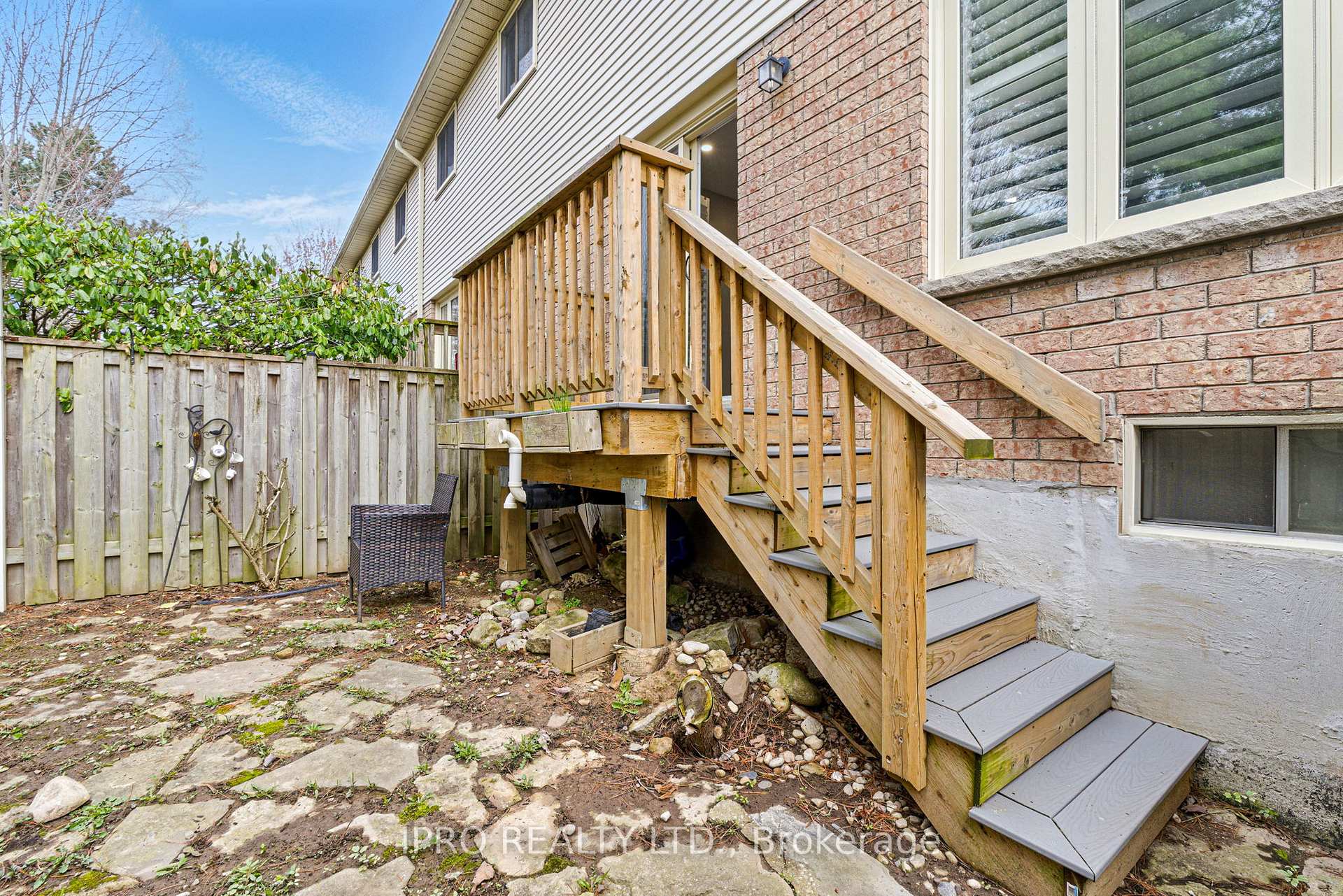 Photo 29 of Unit 9, 79 Braeheid Avenue, Hamilton, Waterdown — HOMEH