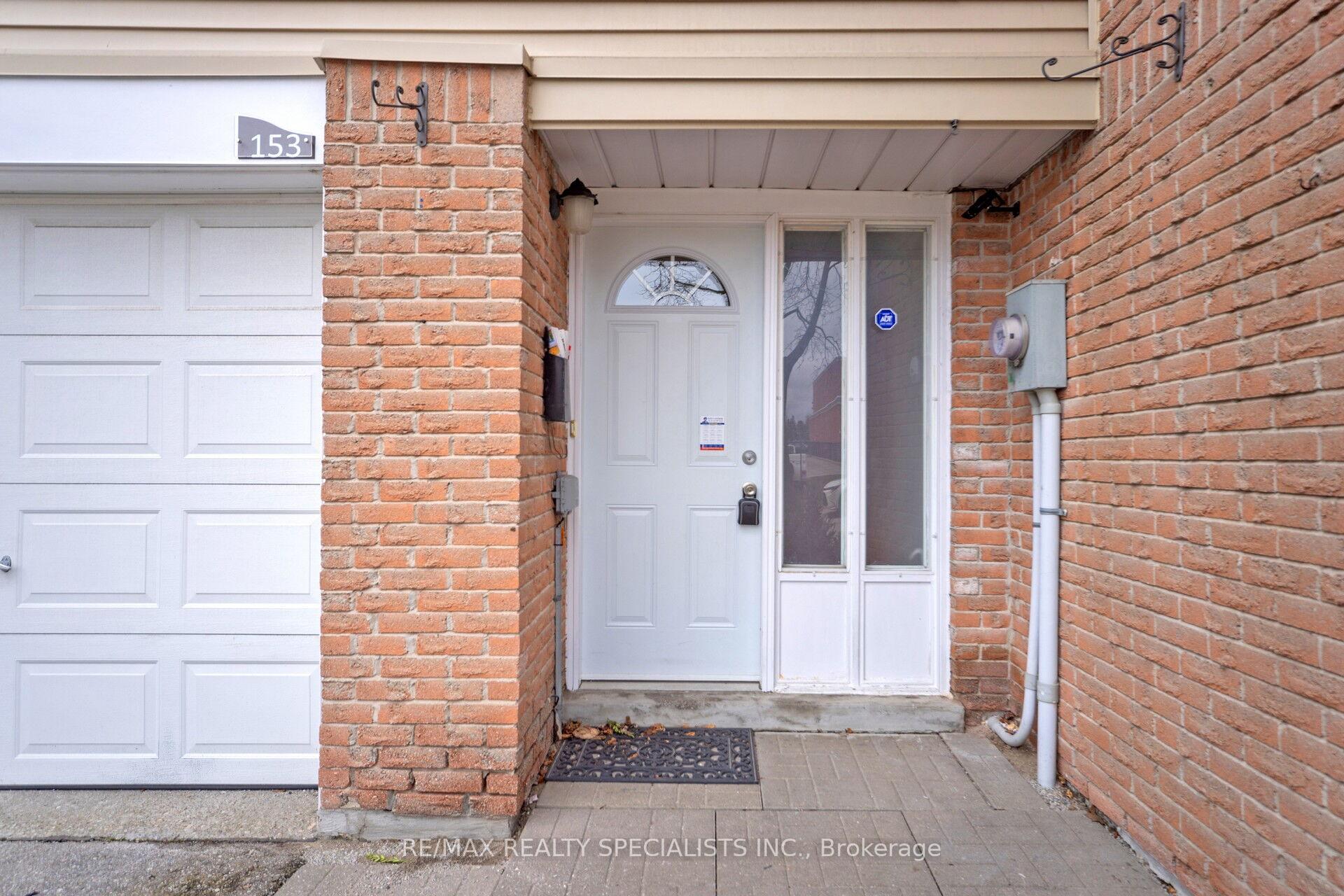 Photo 6 of 153 Enderby Crescent, Brampton, Bramalea Road South Gateway — HOMEH
