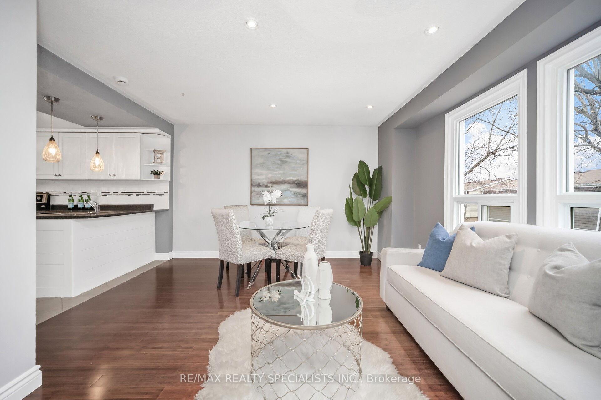 Photo 11 of 153 Enderby Crescent, Brampton, Bramalea Road South Gateway — HOMEH