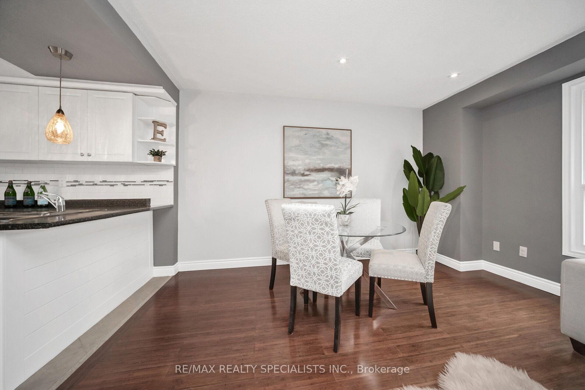 Photo 12 of 153 Enderby Crescent, Brampton, Bramalea Road South Gateway — HOMEH