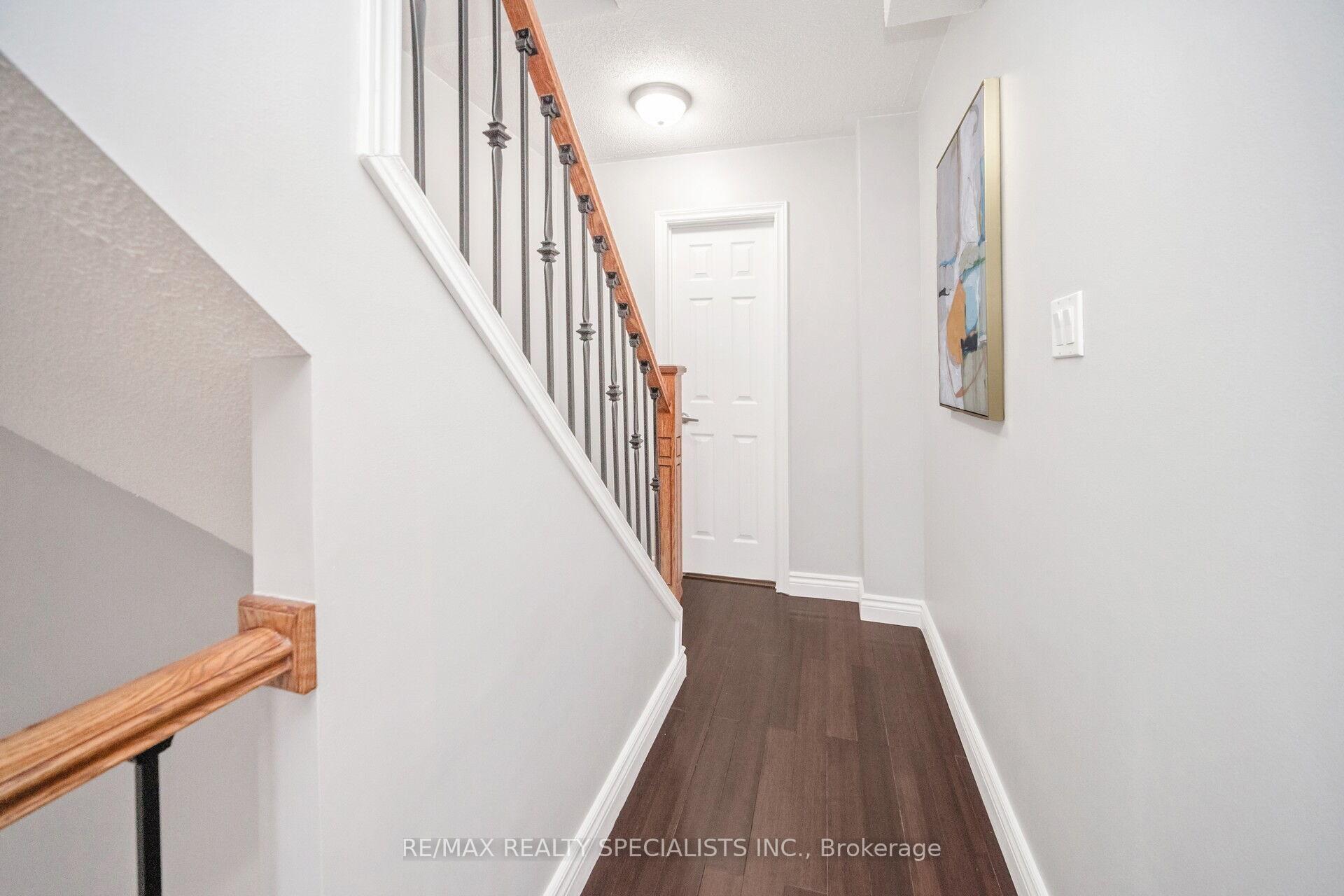 Photo 18 of 153 Enderby Crescent, Brampton, Bramalea Road South Gateway — HOMEH