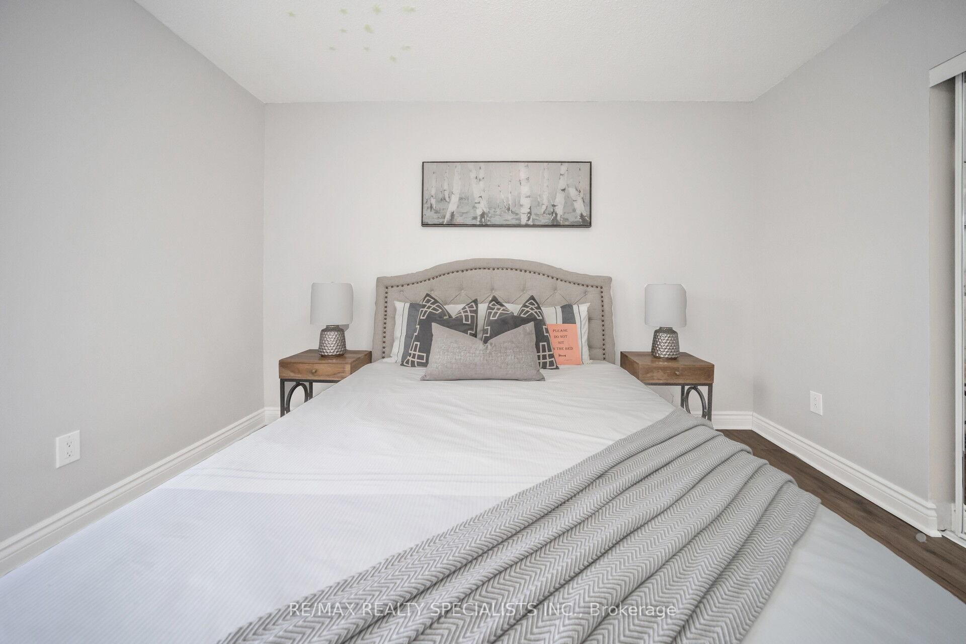 Photo 23 of 153 Enderby Crescent, Brampton, Bramalea Road South Gateway — HOMEH