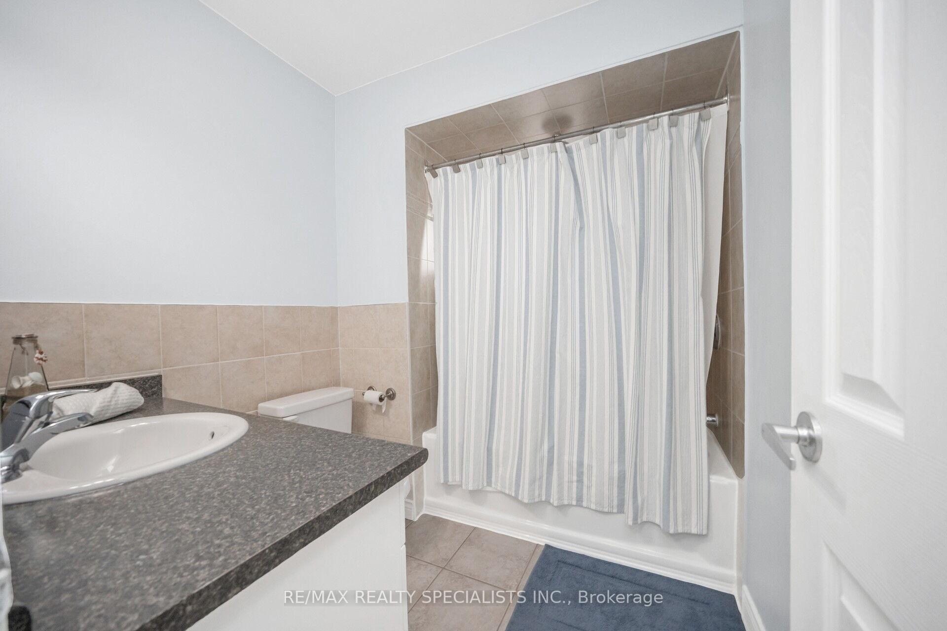 Photo 27 of 153 Enderby Crescent, Brampton, Bramalea Road South Gateway — HOMEH