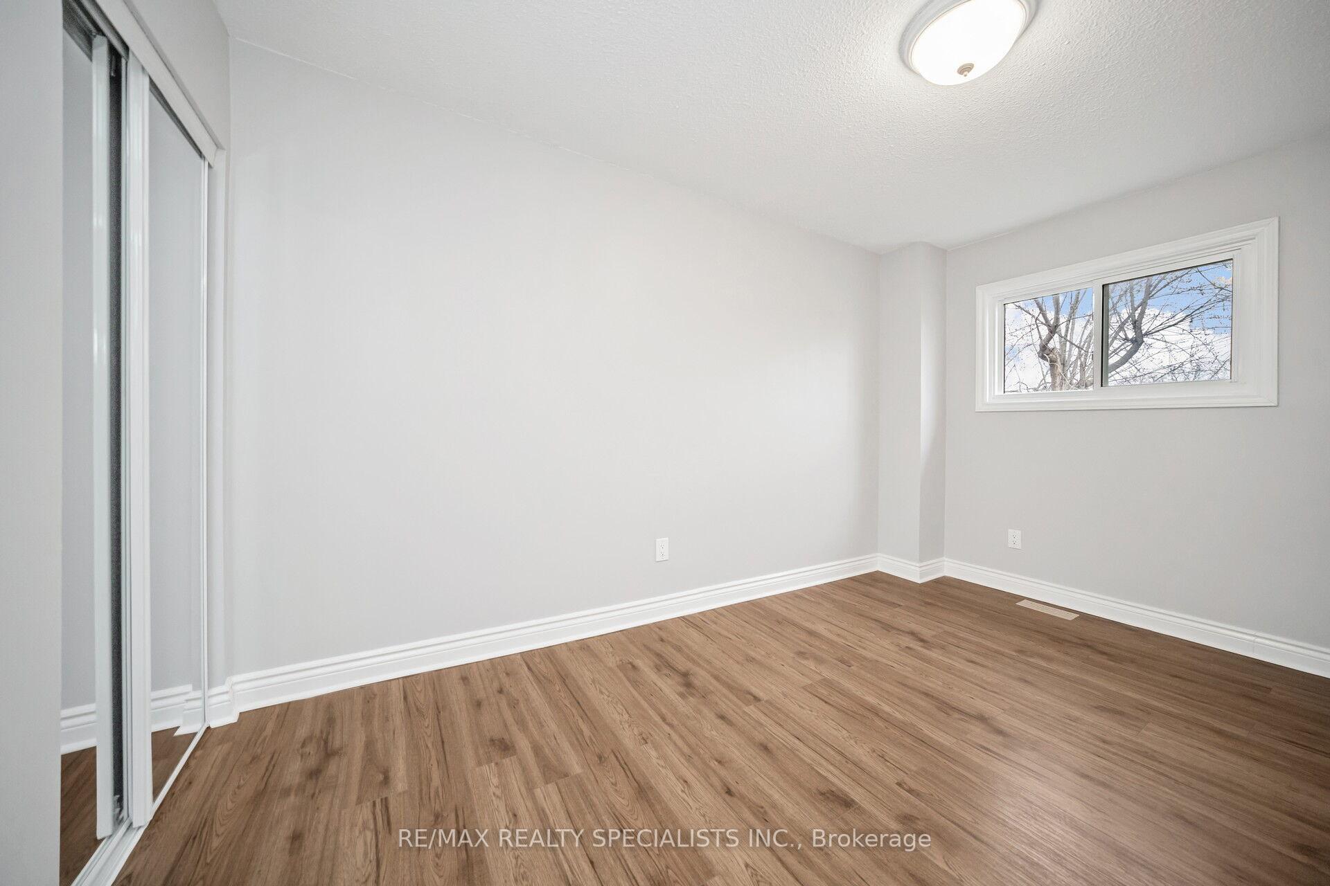 Photo 29 of 153 Enderby Crescent, Brampton, Bramalea Road South Gateway — HOMEH