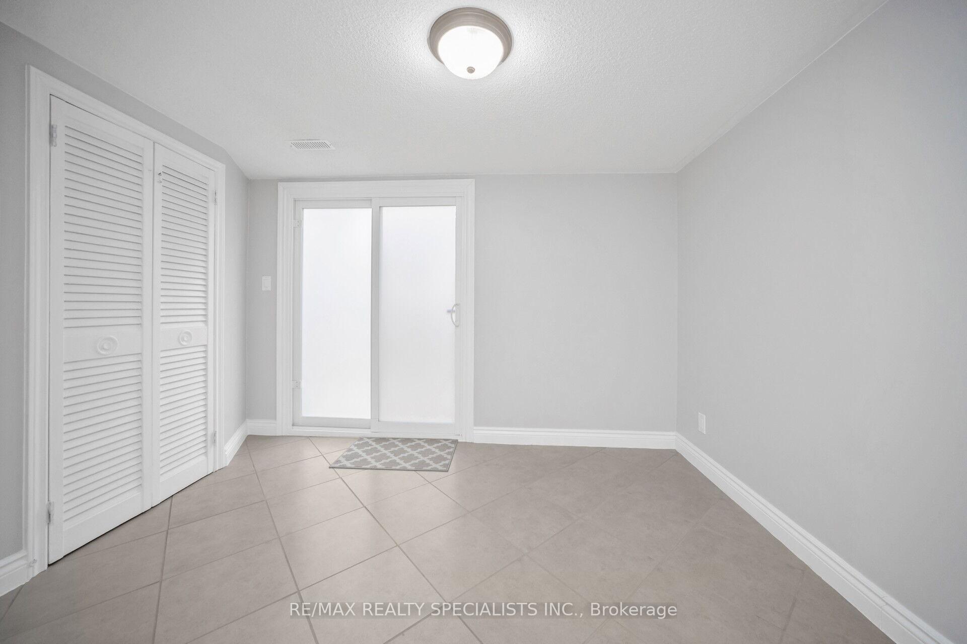 Photo 34 of 153 Enderby Crescent, Brampton, Bramalea Road South Gateway — HOMEH