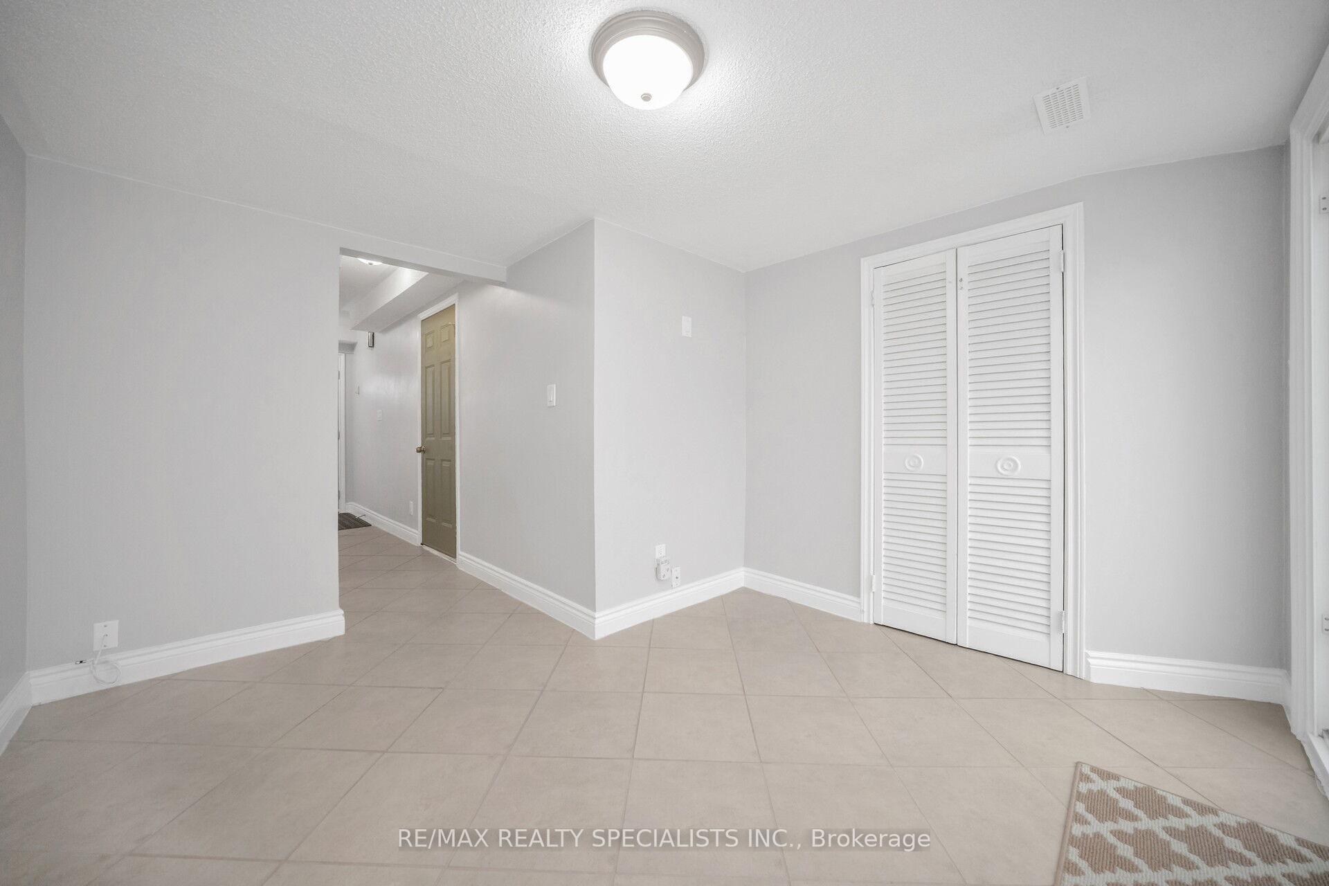 Photo 36 of 153 Enderby Crescent, Brampton, Bramalea Road South Gateway — HOMEH
