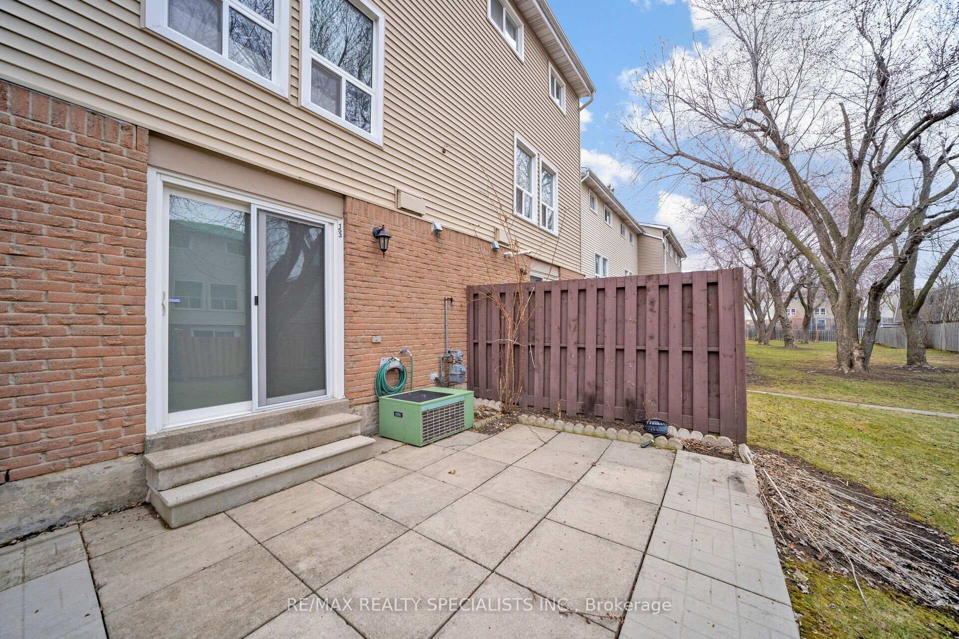 Photo 39 of 153 Enderby Crescent, Brampton, Bramalea Road South Gateway — HOMEH