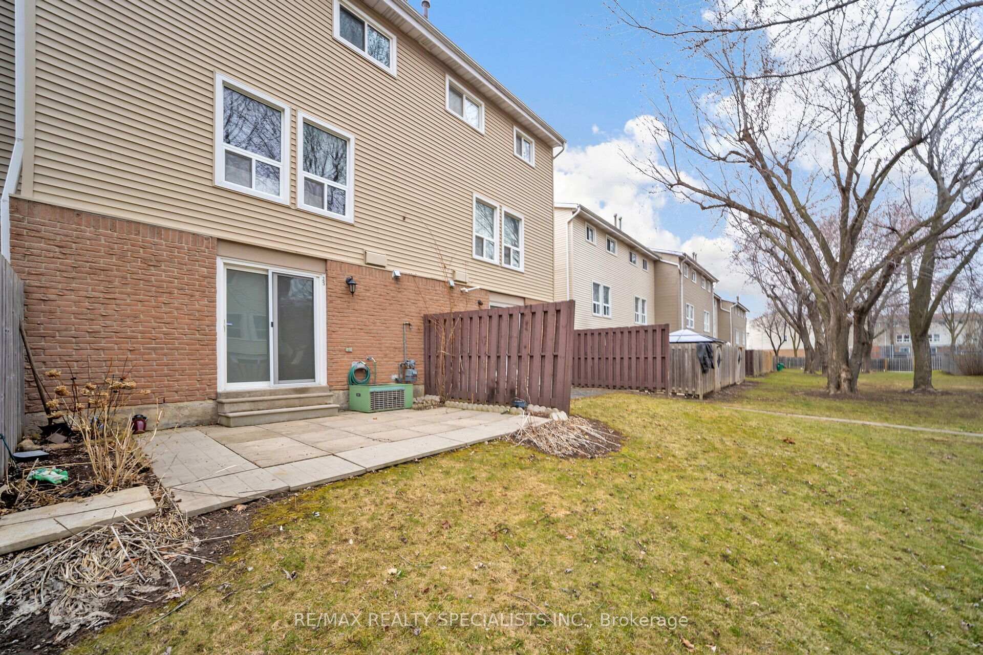 Photo 41 of 153 Enderby Crescent, Brampton, Bramalea Road South Gateway — HOMEH