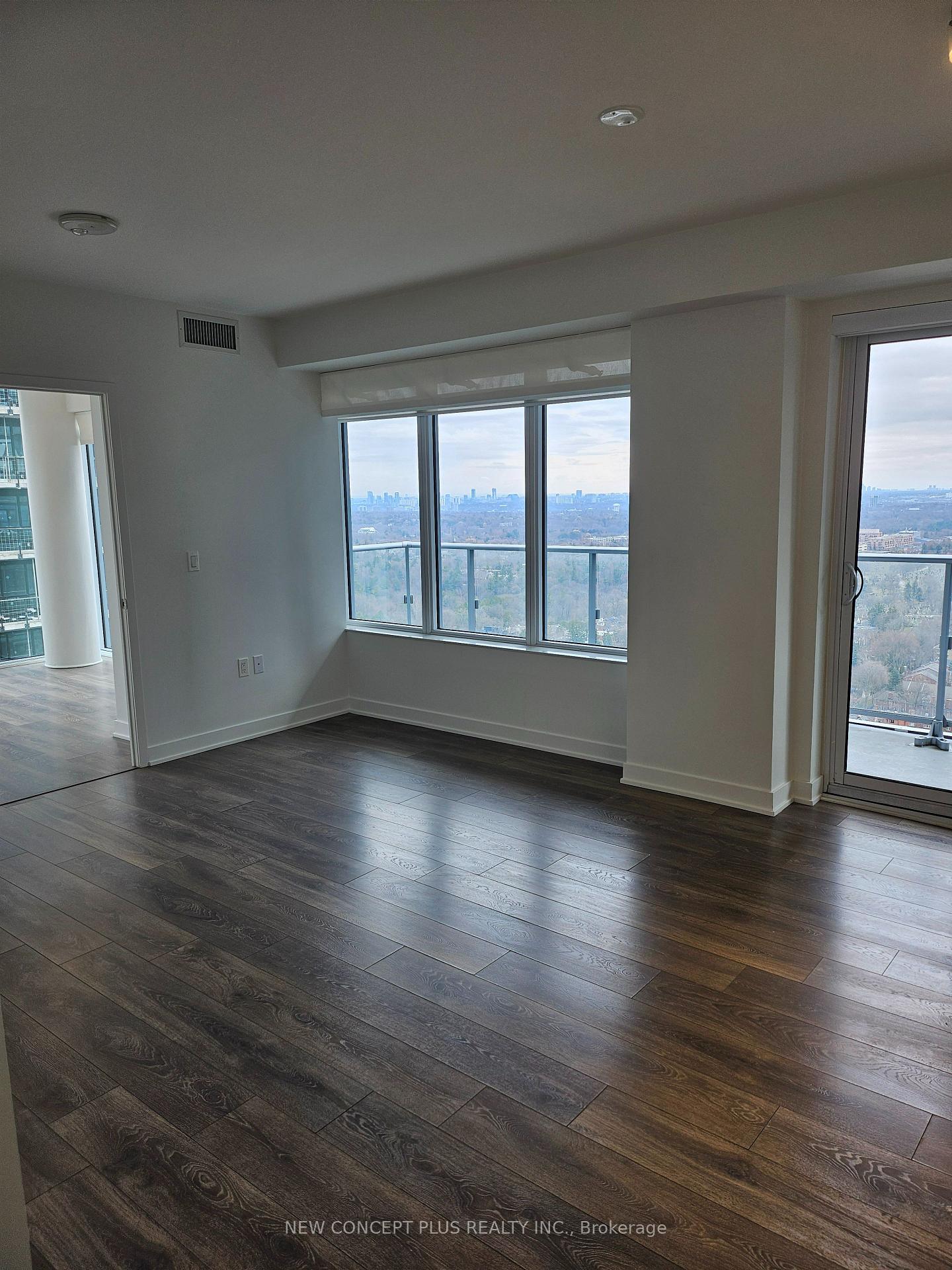 Front of Unit 3403, 99 Broadway Avenue