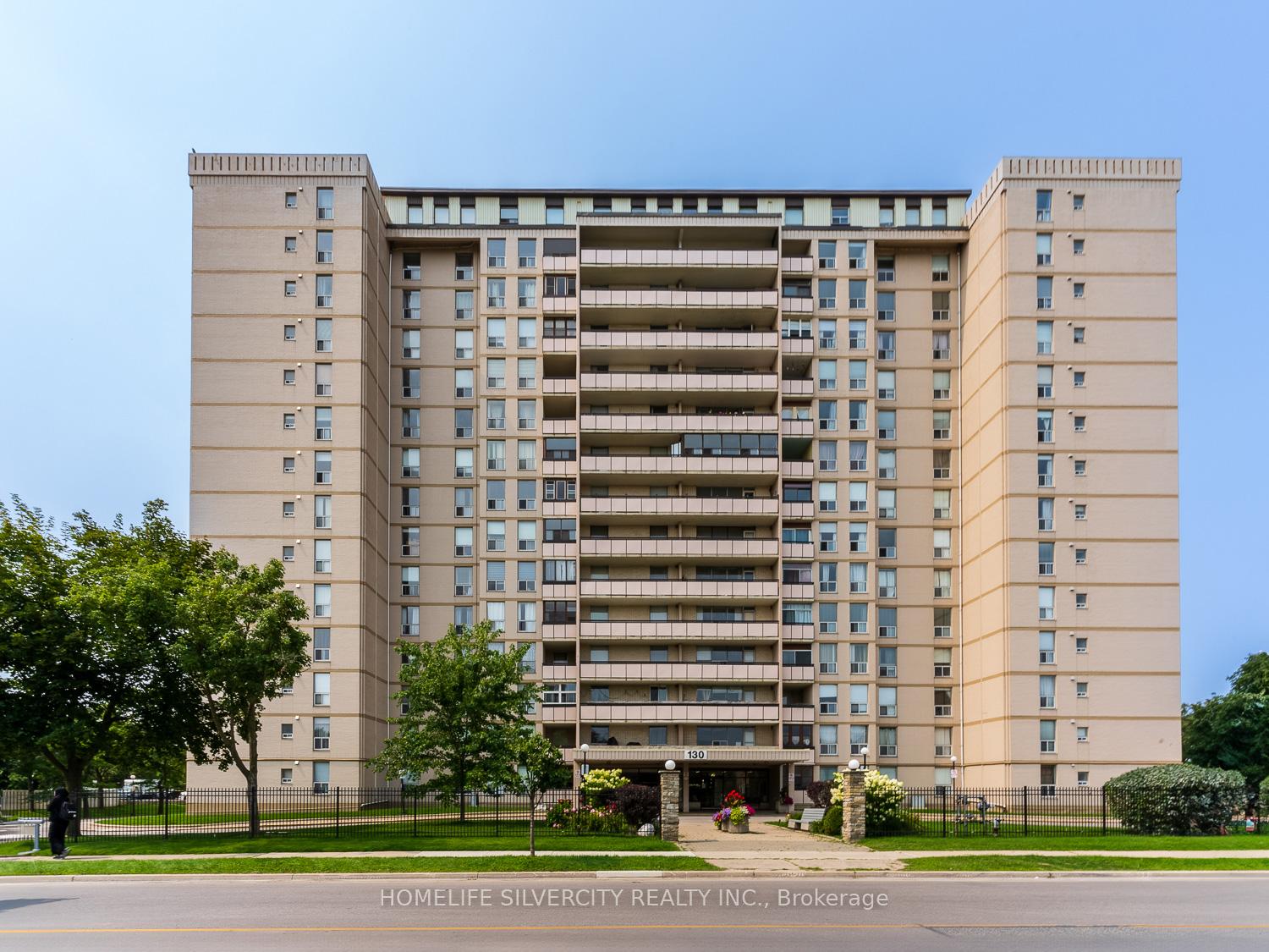 Photo 2 of Unit 708, 130 Neptune Drive, Toronto, Englemount-Lawrence — HOMEH