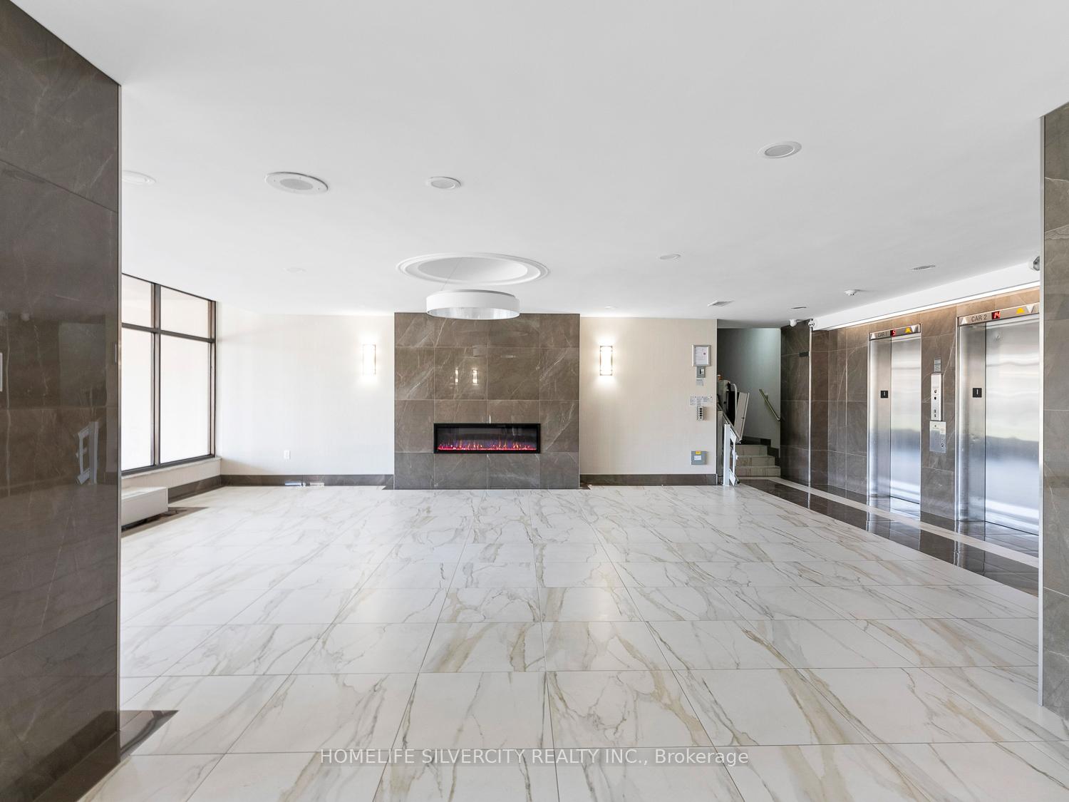 Photo 4 of Unit 708, 130 Neptune Drive, Toronto, Englemount-Lawrence — HOMEH
