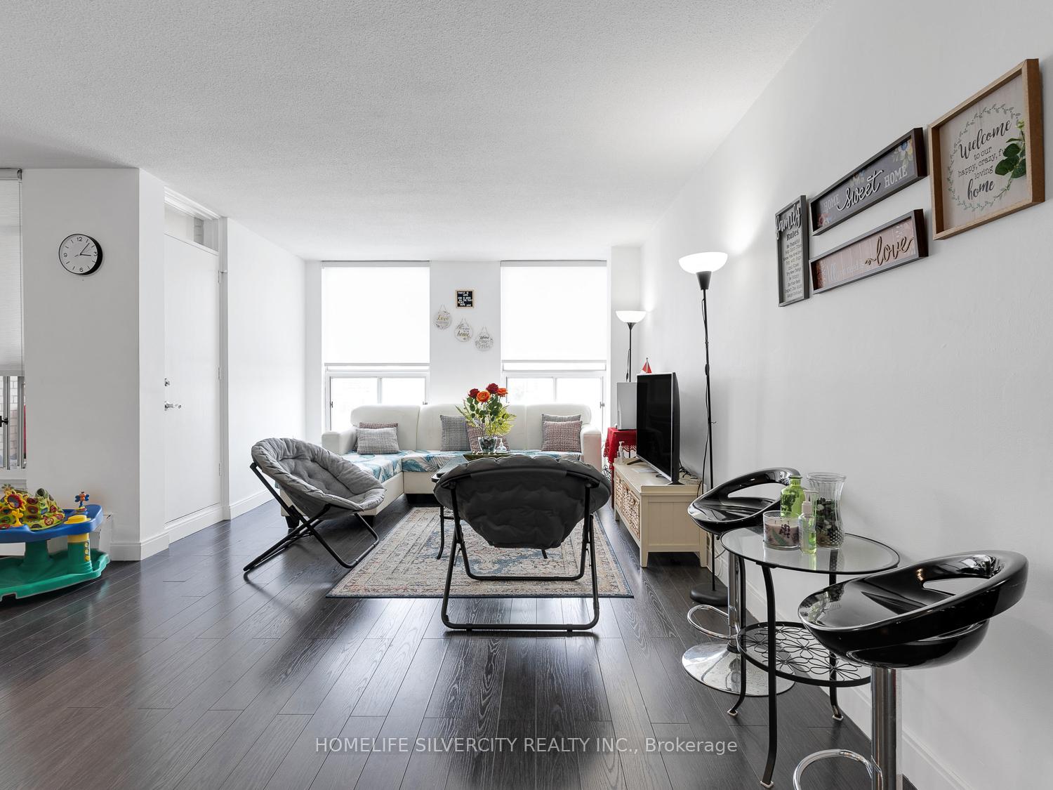 Photo 12 of Unit 708, 130 Neptune Drive, Toronto, Englemount-Lawrence — HOMEH