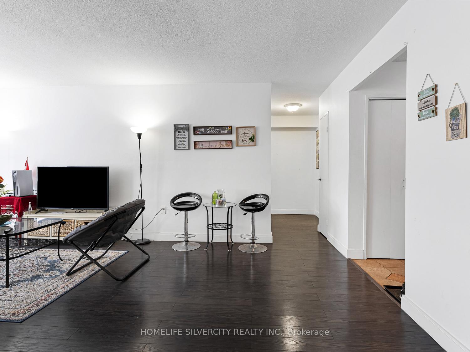 Photo 16 of Unit 708, 130 Neptune Drive, Toronto, Englemount-Lawrence — HOMEH
