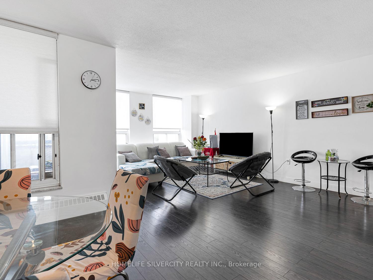 Photo 18 of Unit 708, 130 Neptune Drive, Toronto, Englemount-Lawrence — HOMEH